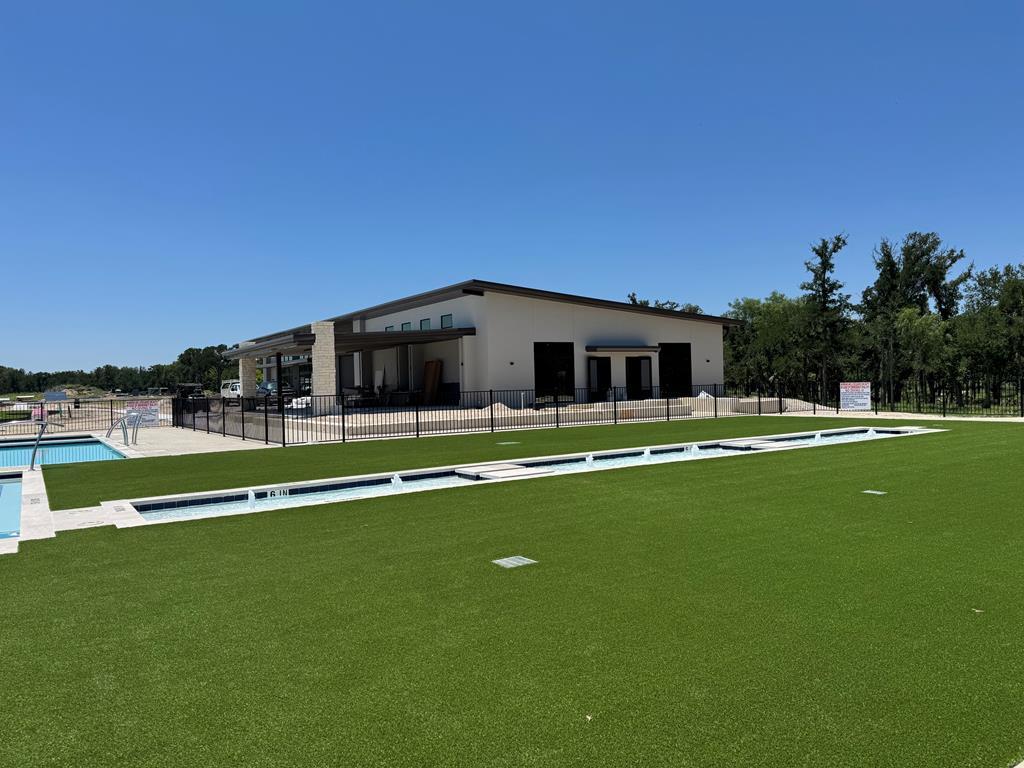 11515 E US Hwy 290 # 94
