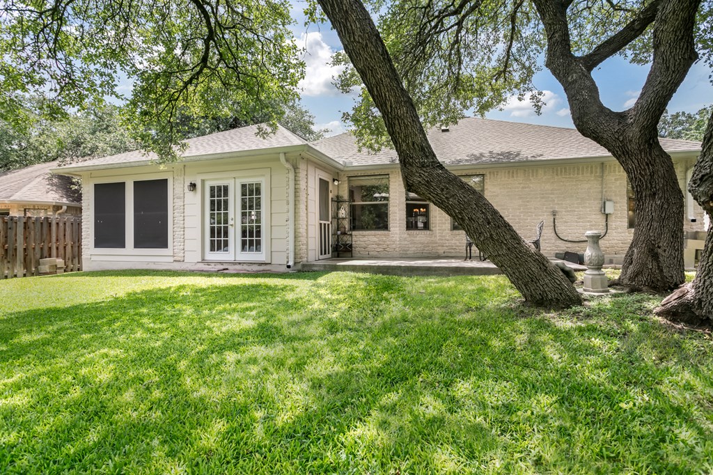 306 Heritage Hills Dr