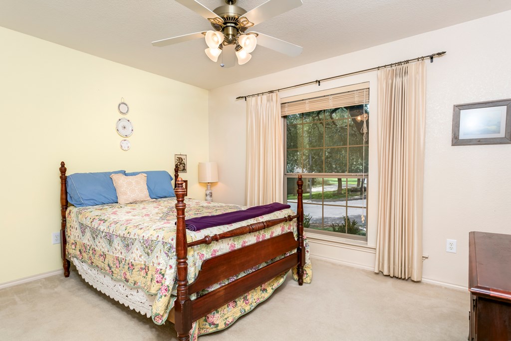 306 Heritage Hills Dr