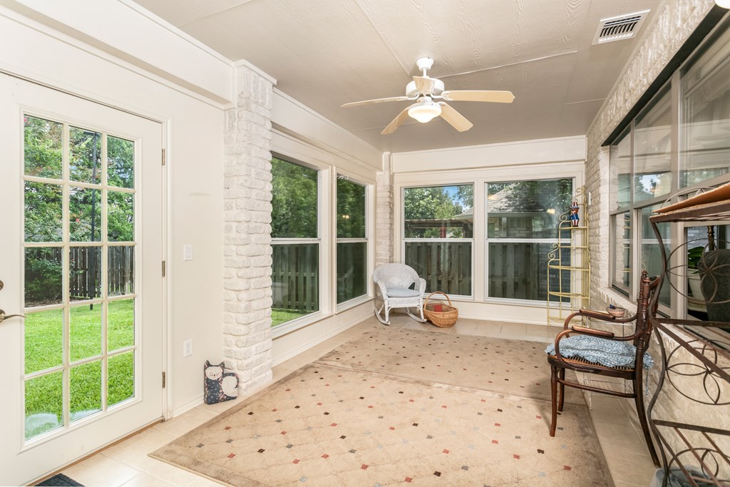 306 Heritage Hills Dr