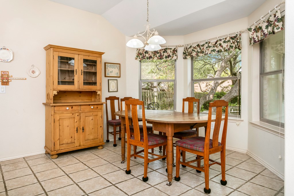 306 Heritage Hills Dr