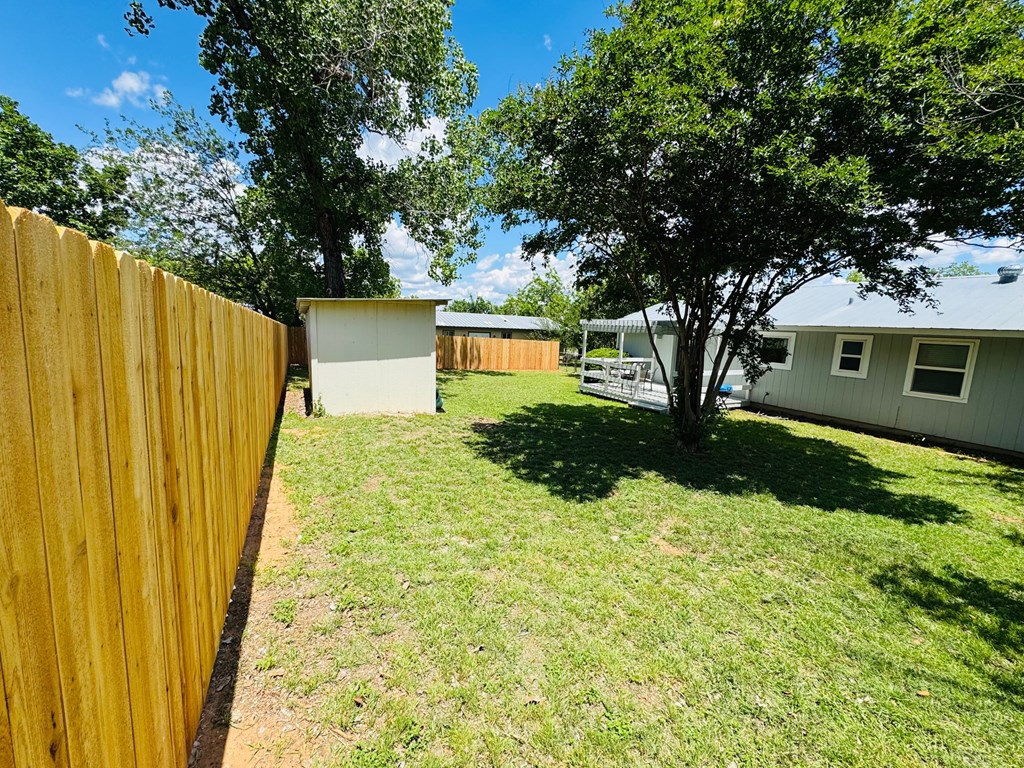 518 Santa Rosa