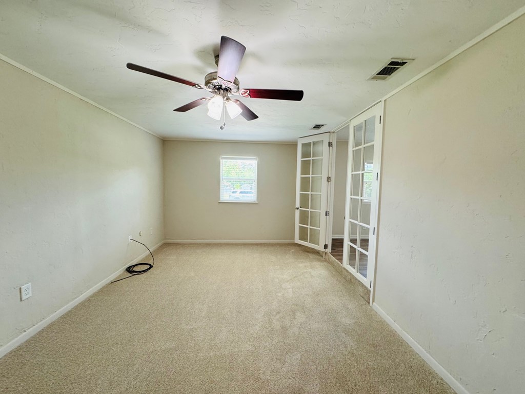 518 Santa Rosa