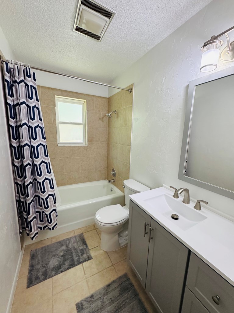 518 Santa Rosa