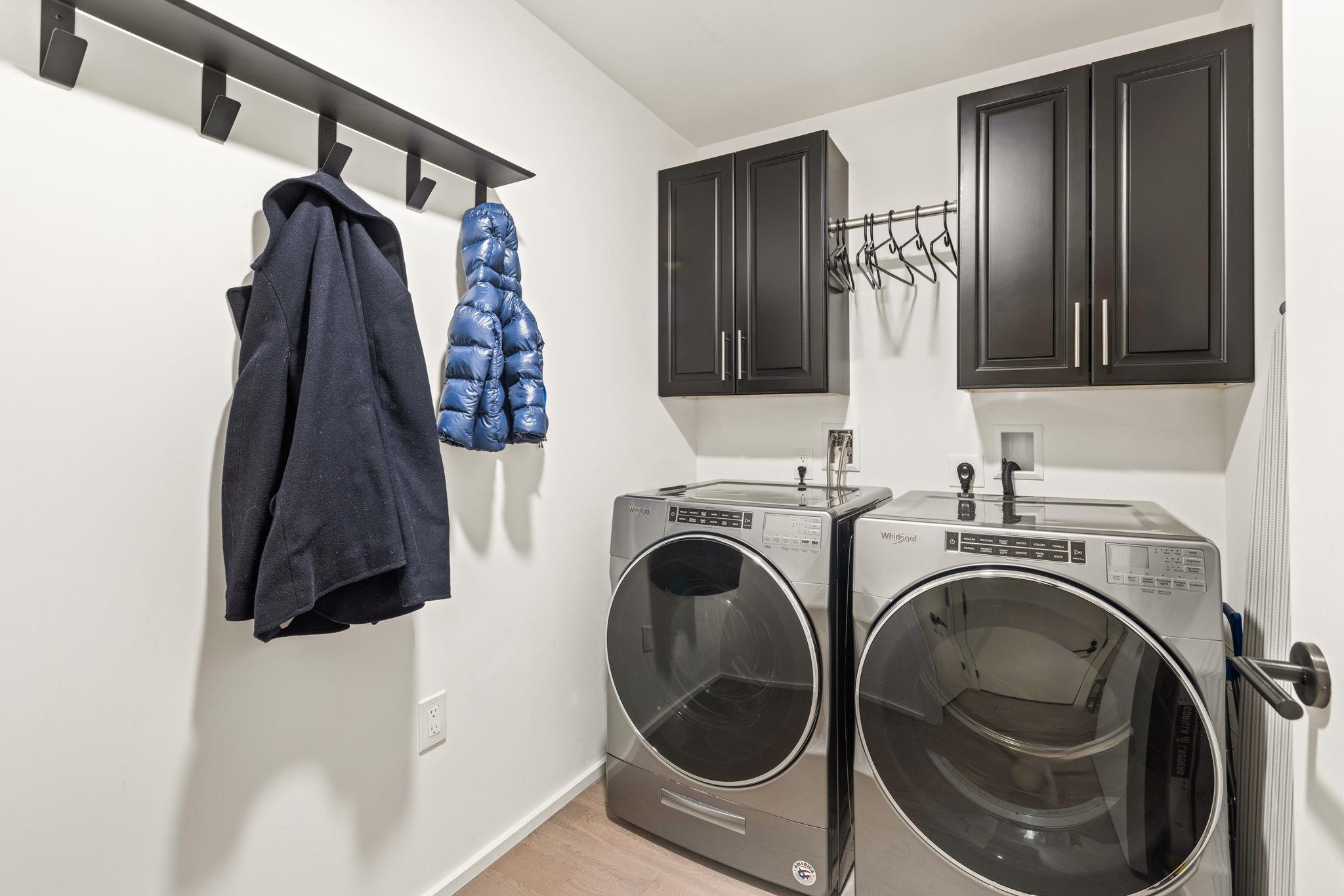1425 HUDSON ST Unit: 6B