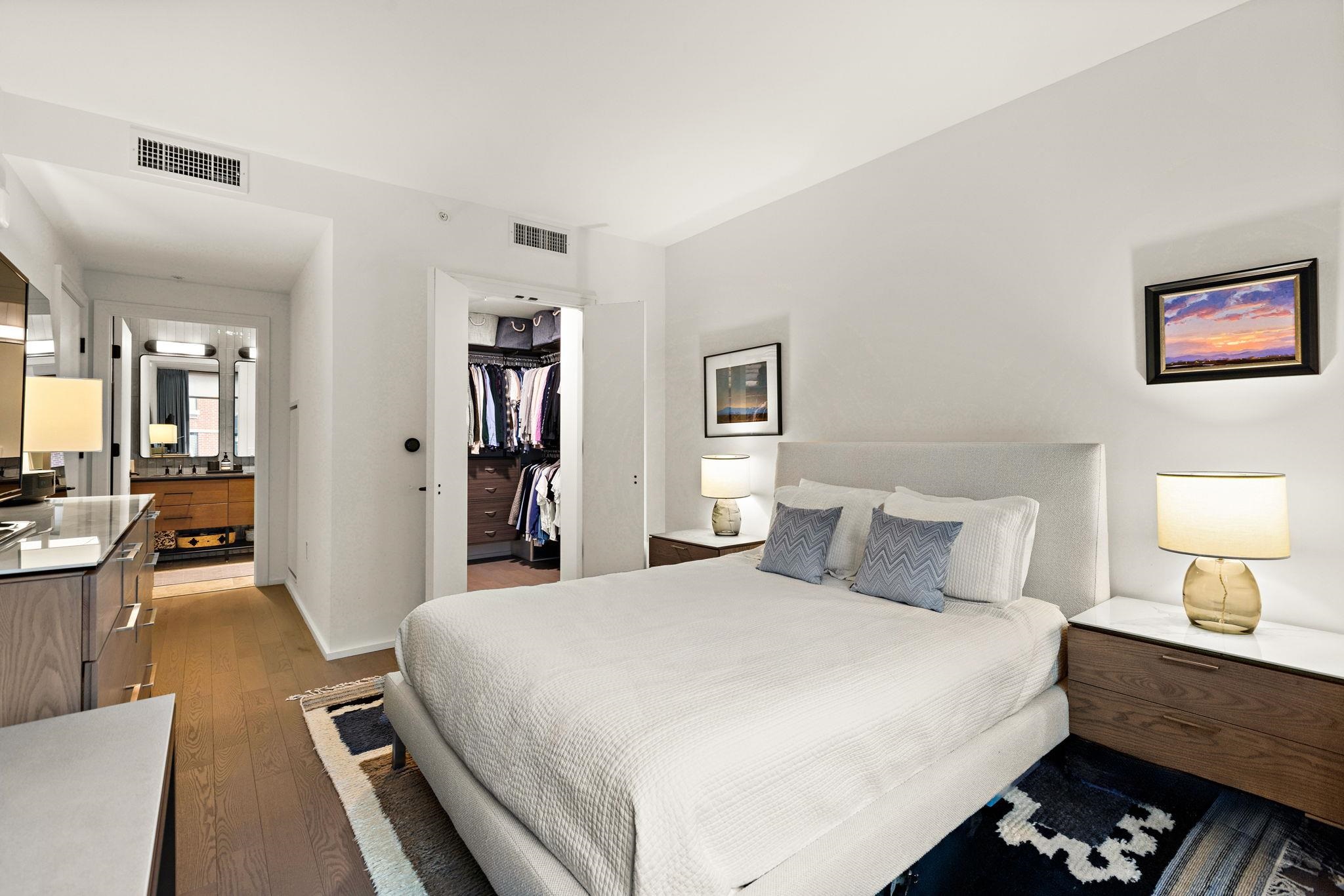 1425 HUDSON ST Unit: 6B