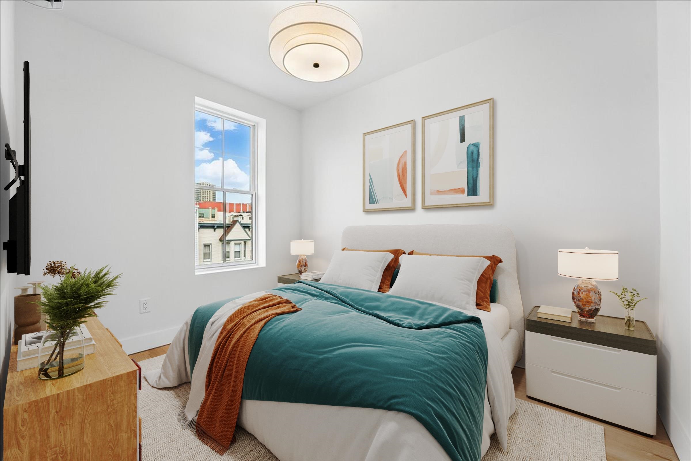 347 PAVONIA AVE Unit: 4