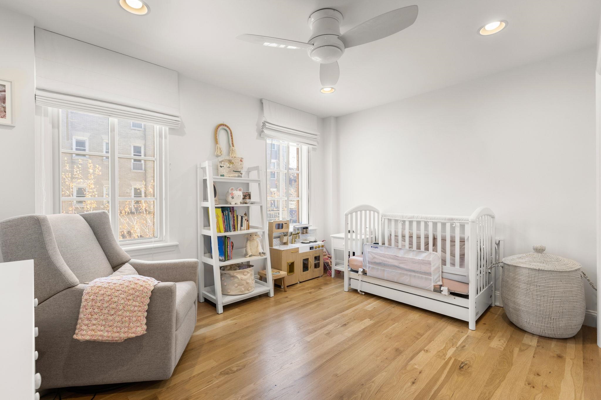 150 14TH ST Unit: 201