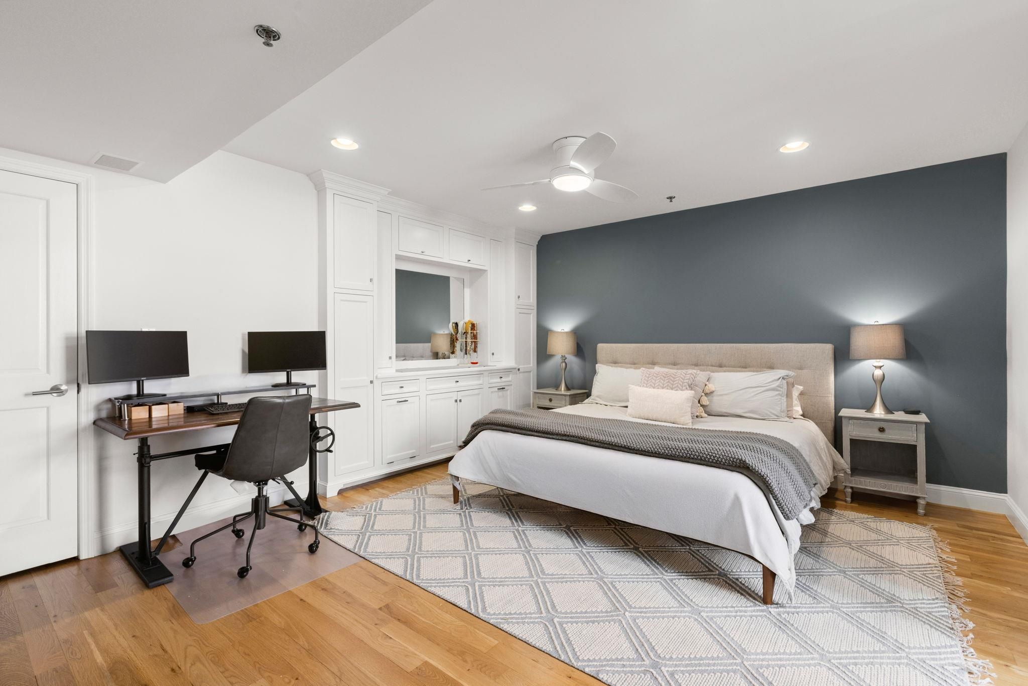 150 14TH ST Unit: 201