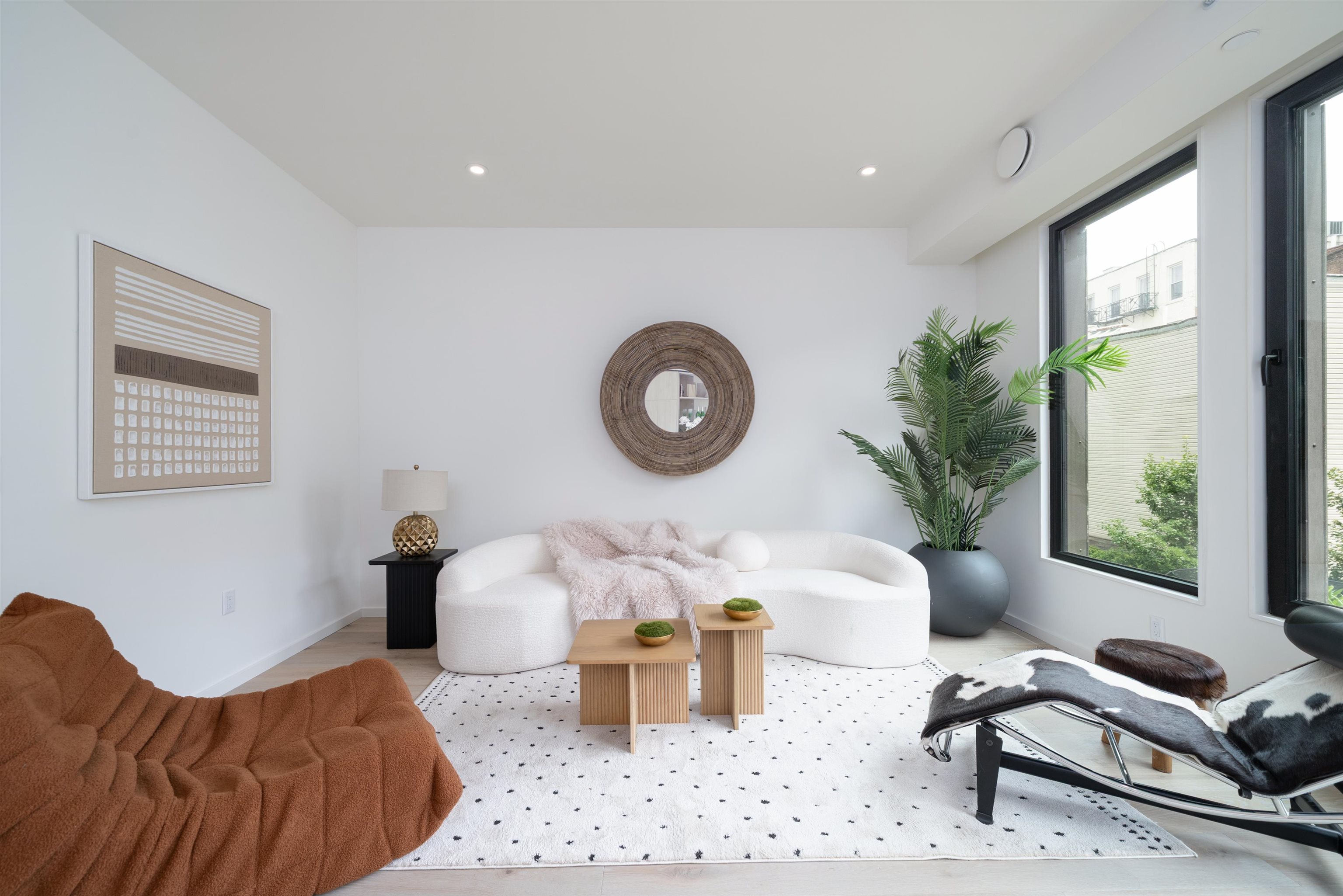 413 MONROE ST Unit: 200