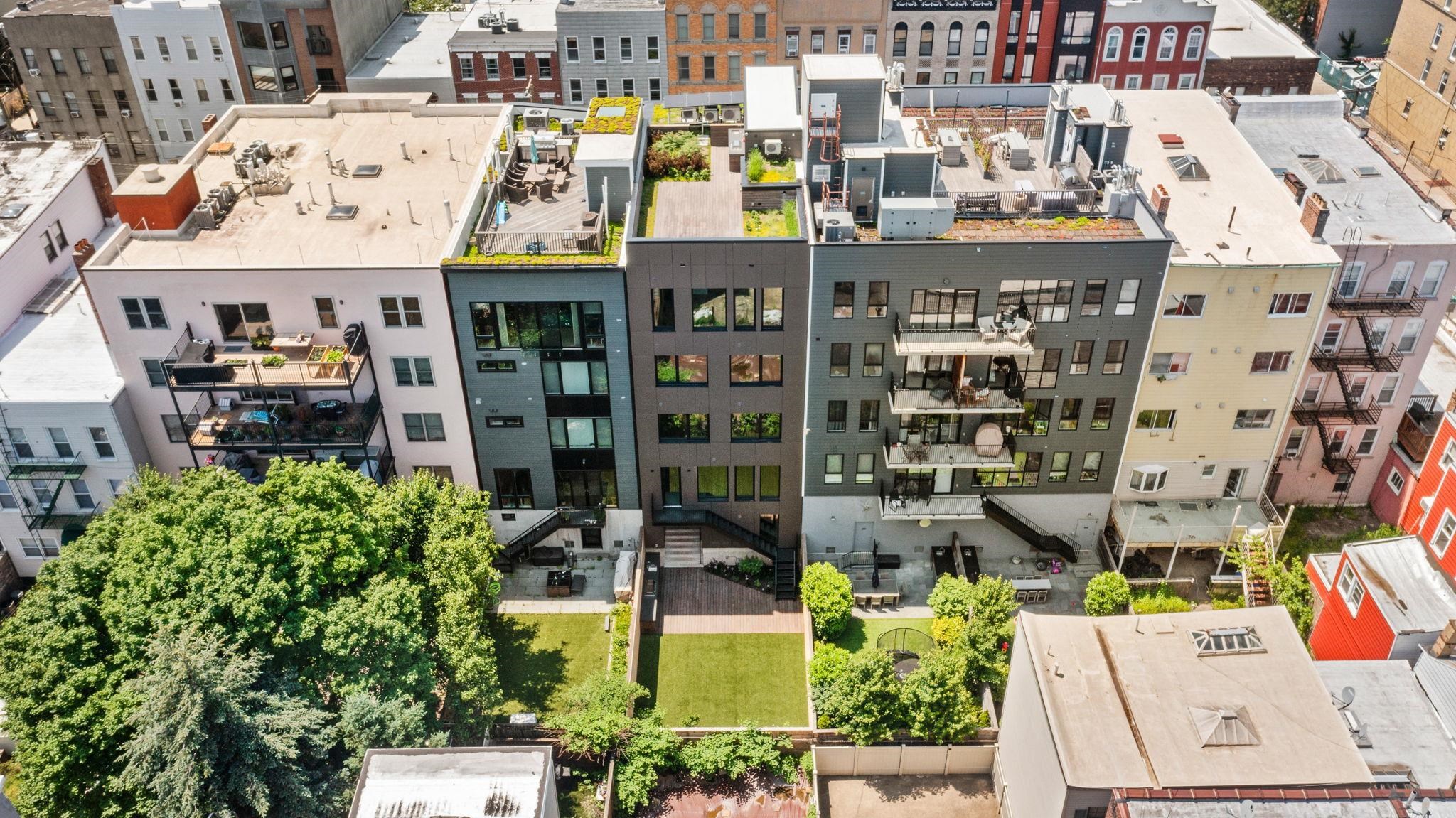 413 MONROE ST Unit: 200