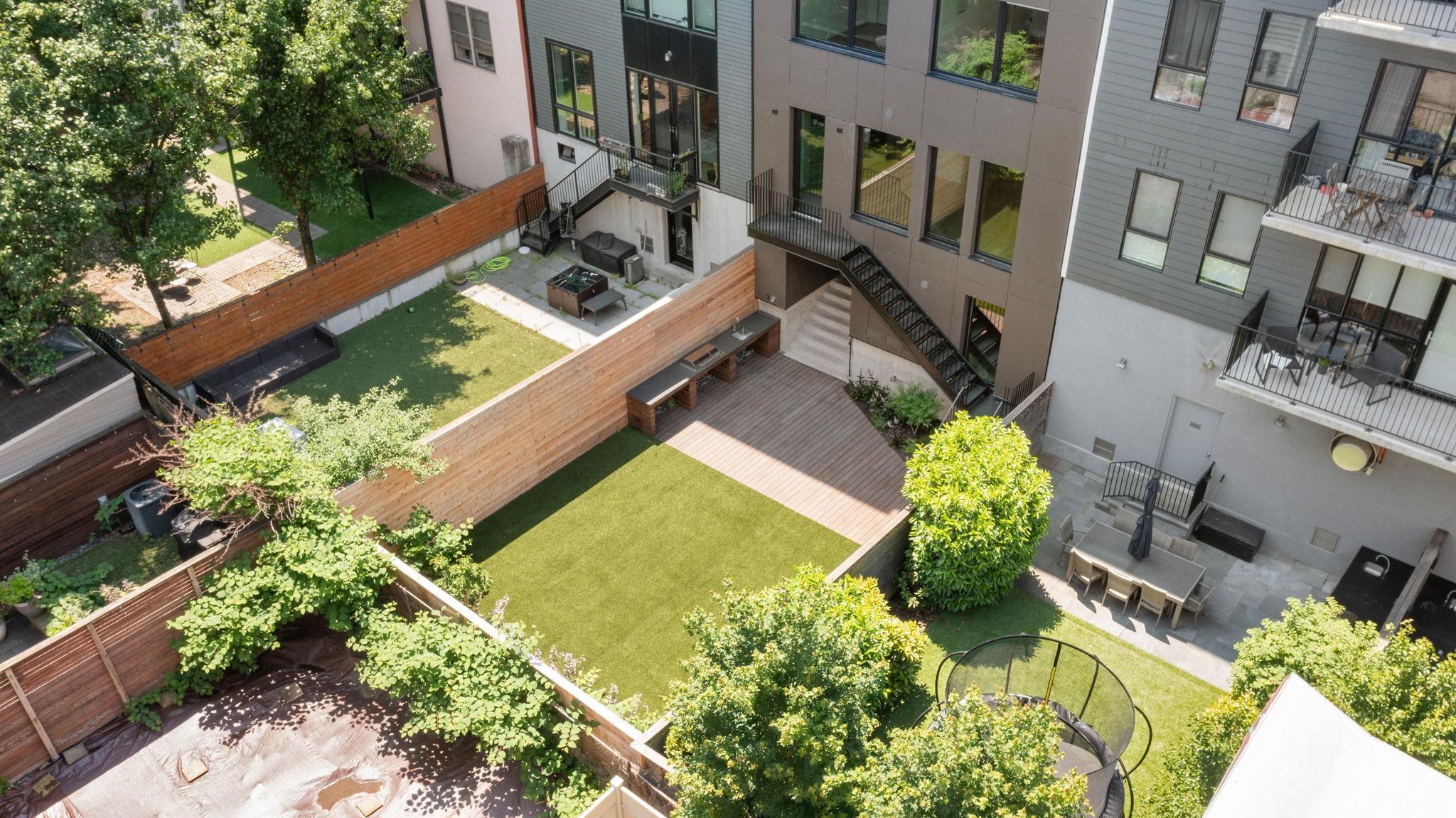 413 MONROE ST Unit: 200