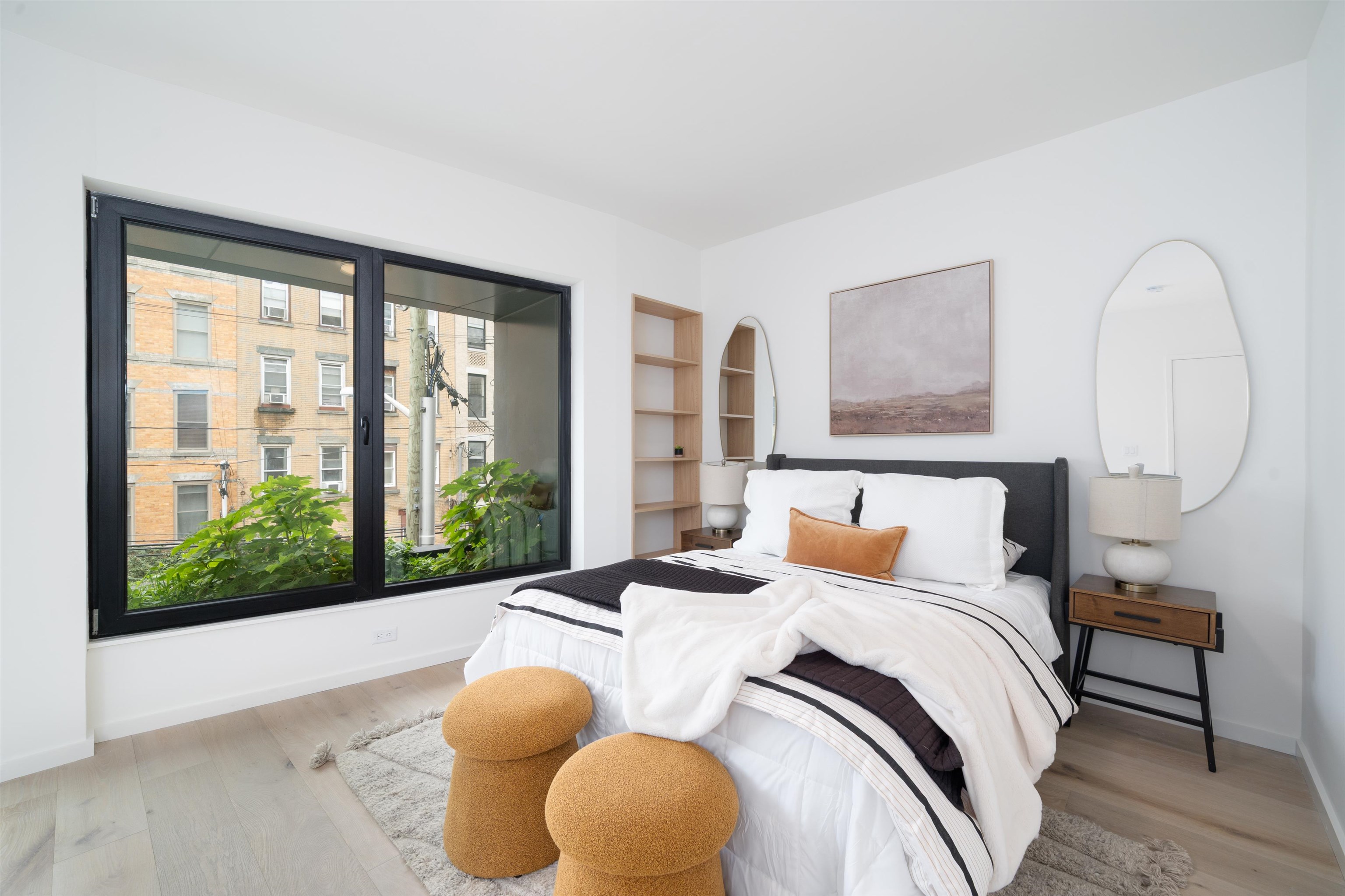 413 MONROE ST Unit: 200