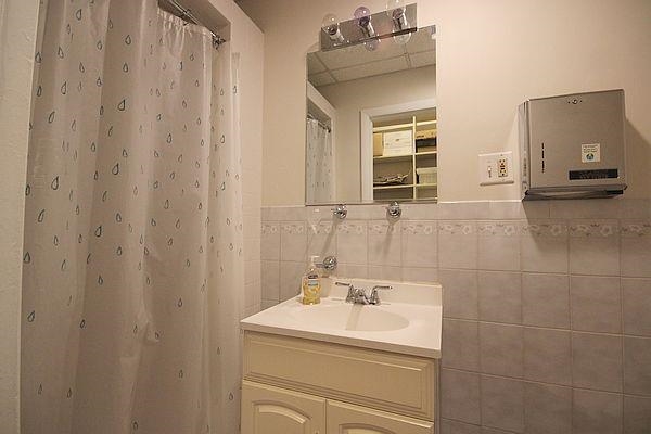 66 HUDSON ST Unit: 1