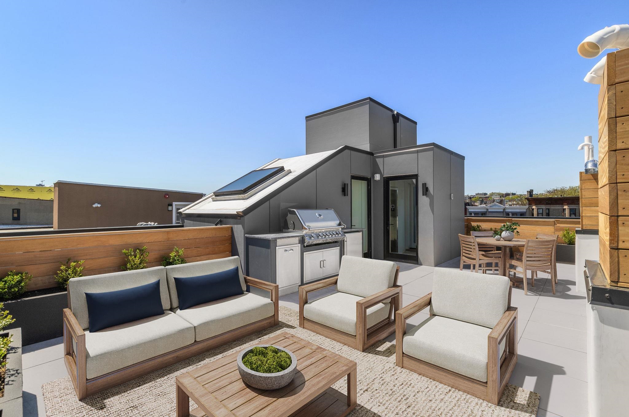 906 PARK AVE Unit: 3