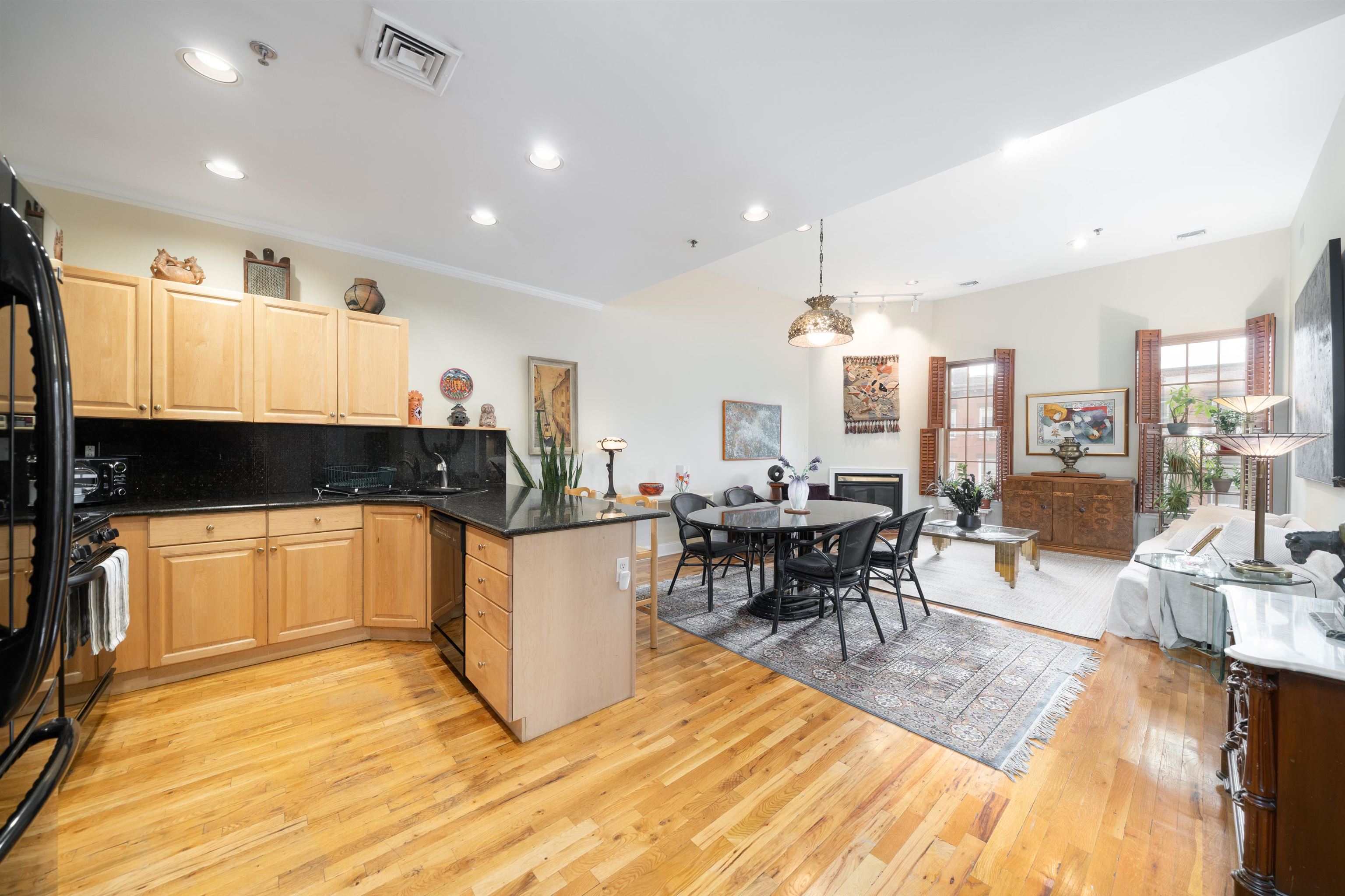 101 PARK AVE Unit: 3A