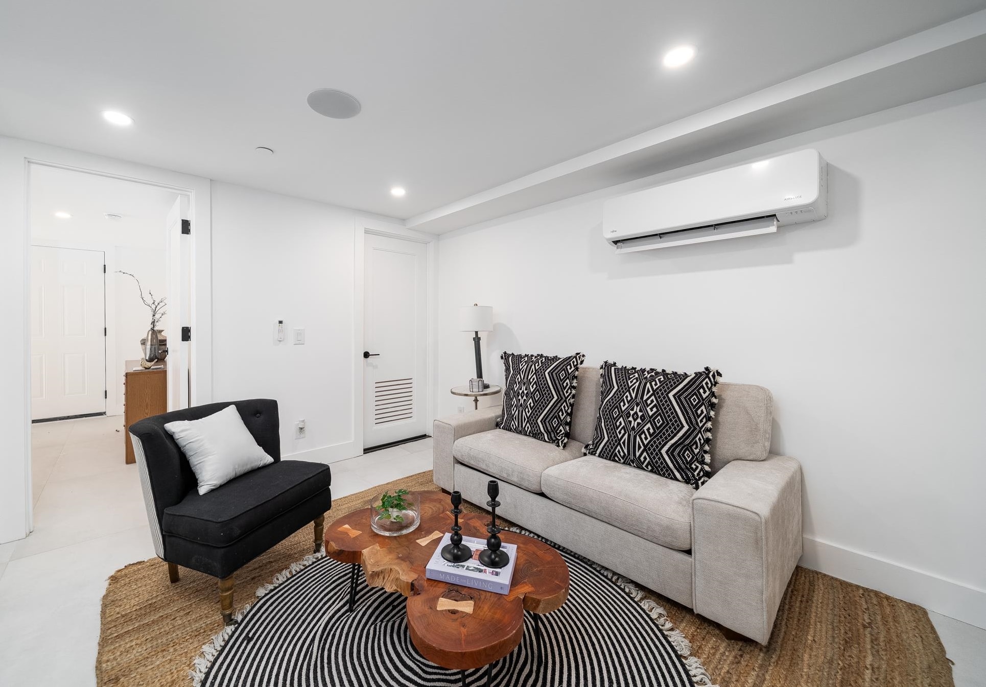 347 PAVONIA AVE Unit: 1