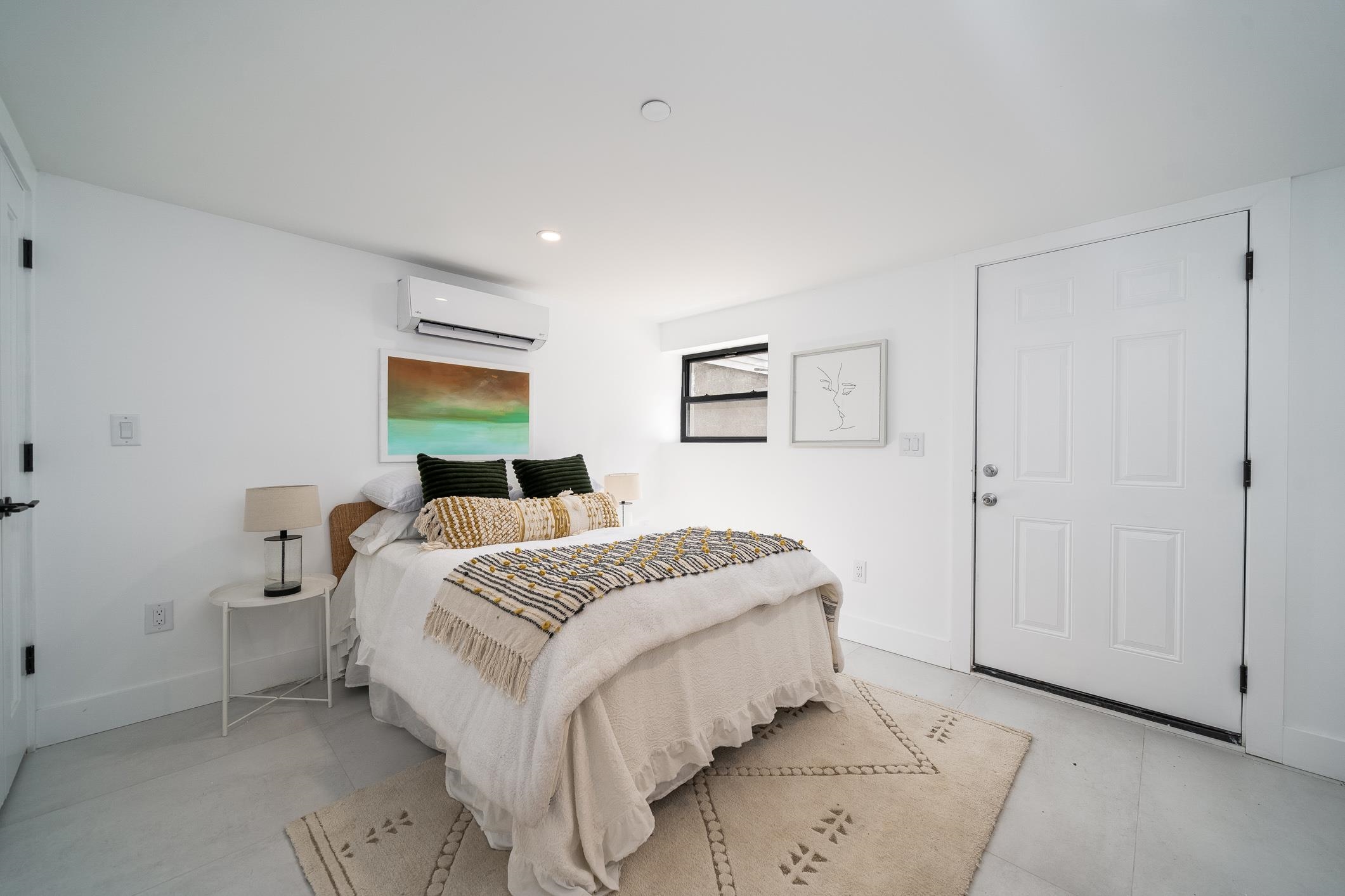 347 PAVONIA AVE Unit: 1