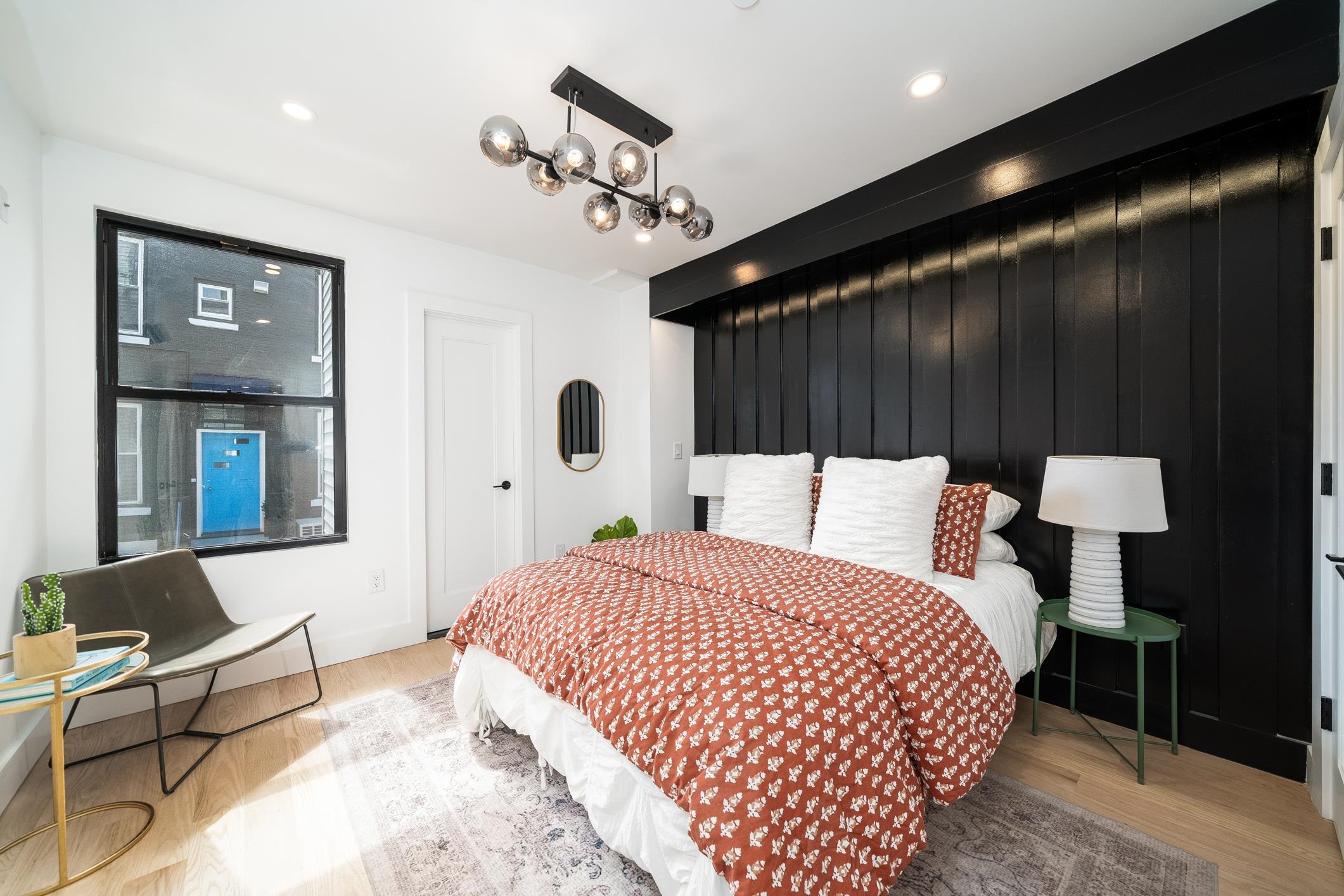 347 PAVONIA AVE Unit: 1