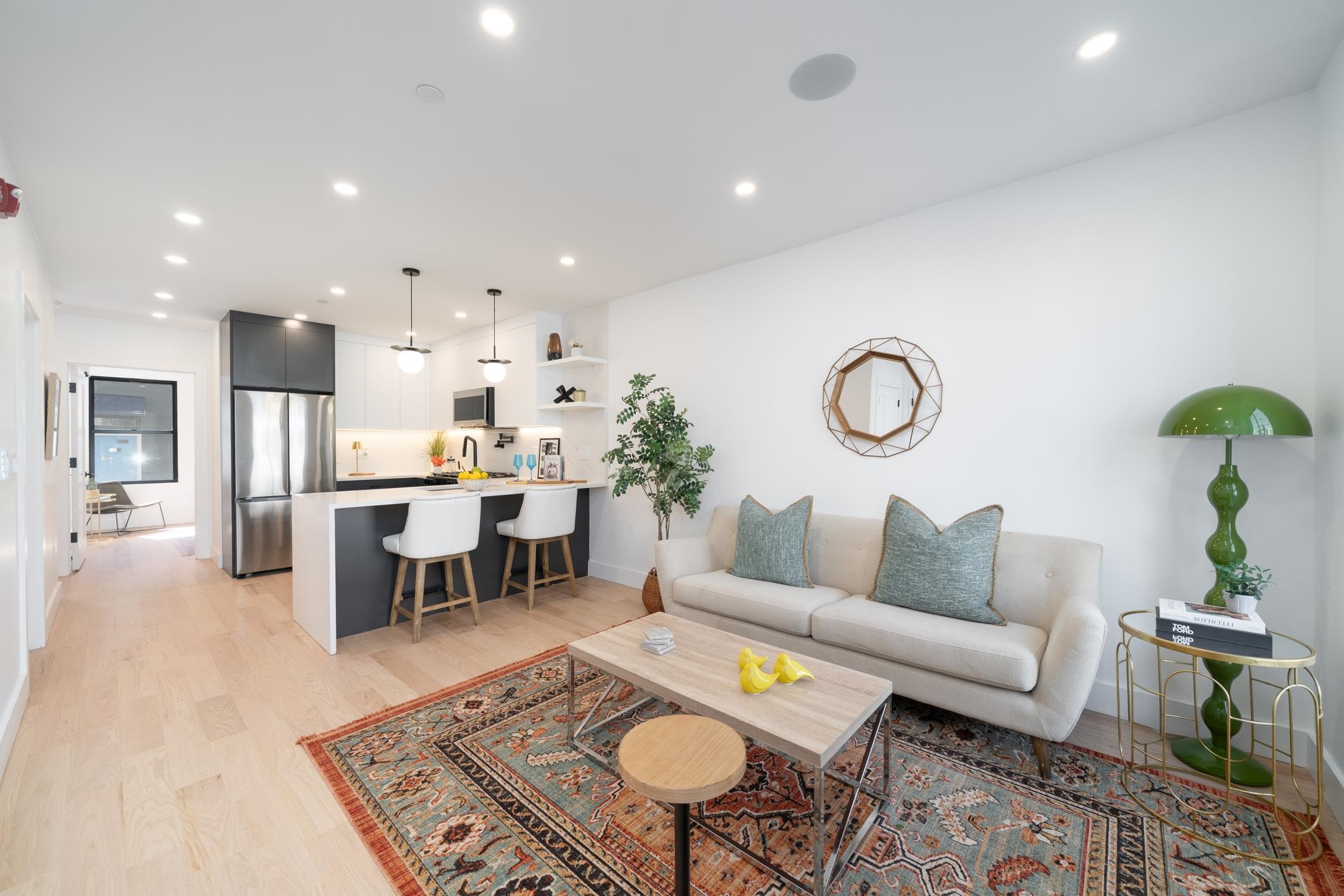 347 PAVONIA AVE Unit: 1