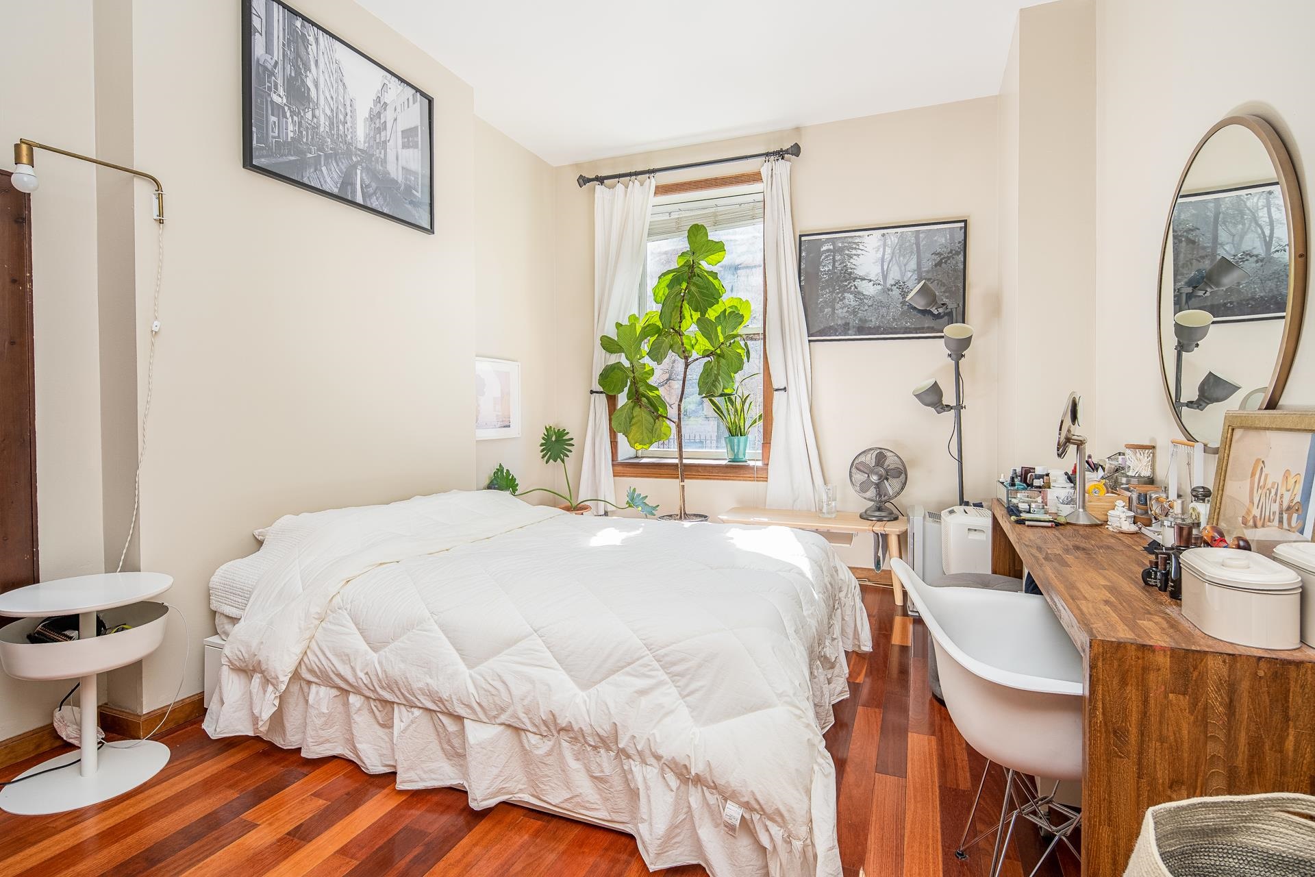 264 9TH ST Unit: 1c