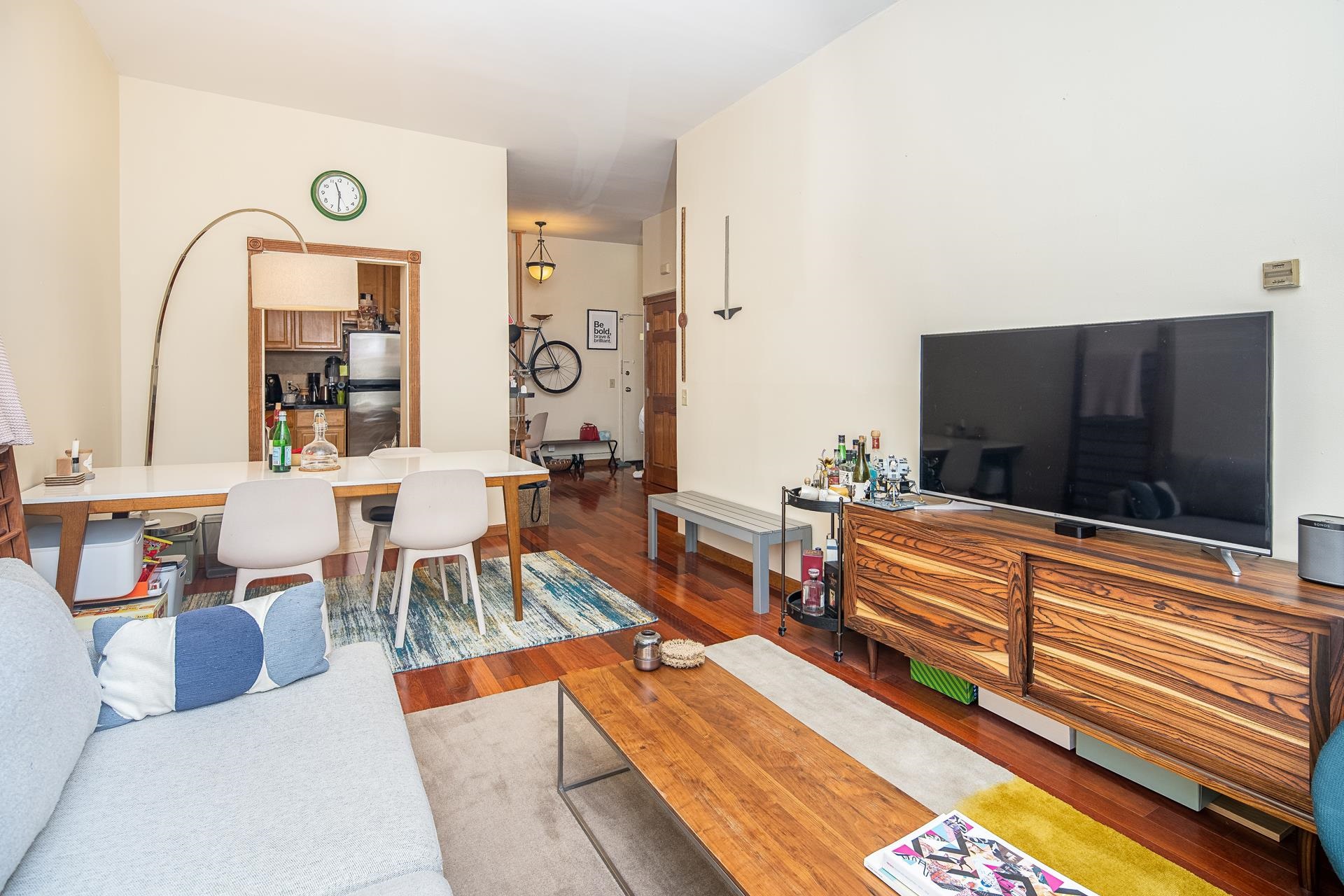 264 9TH ST Unit: 1c