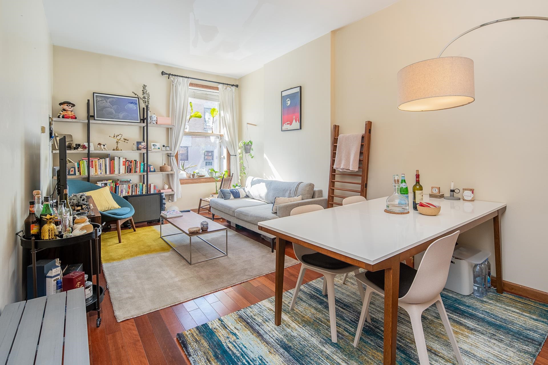 264 9TH ST Unit: 1c