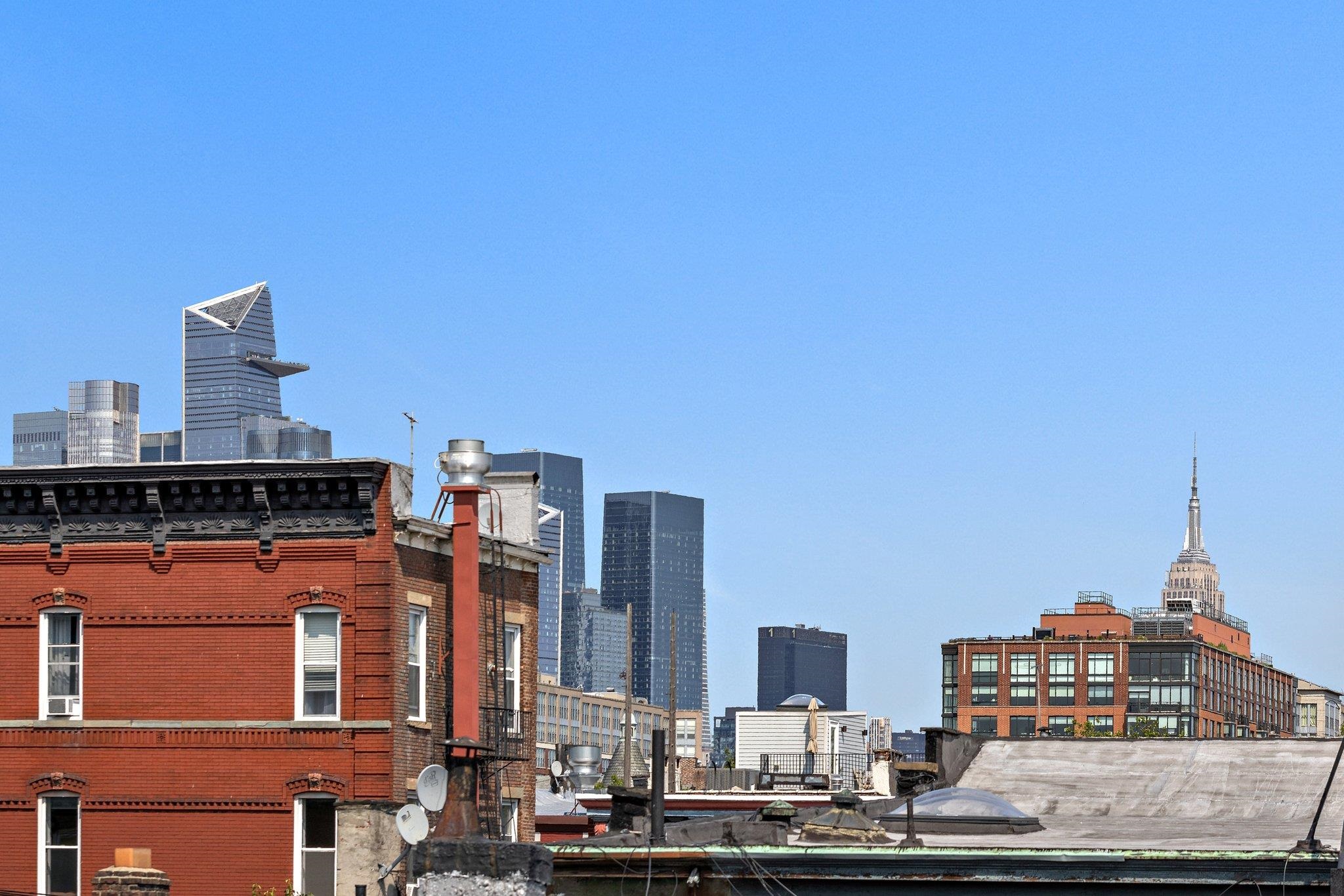 1023 WILLOW AVE Unit: A