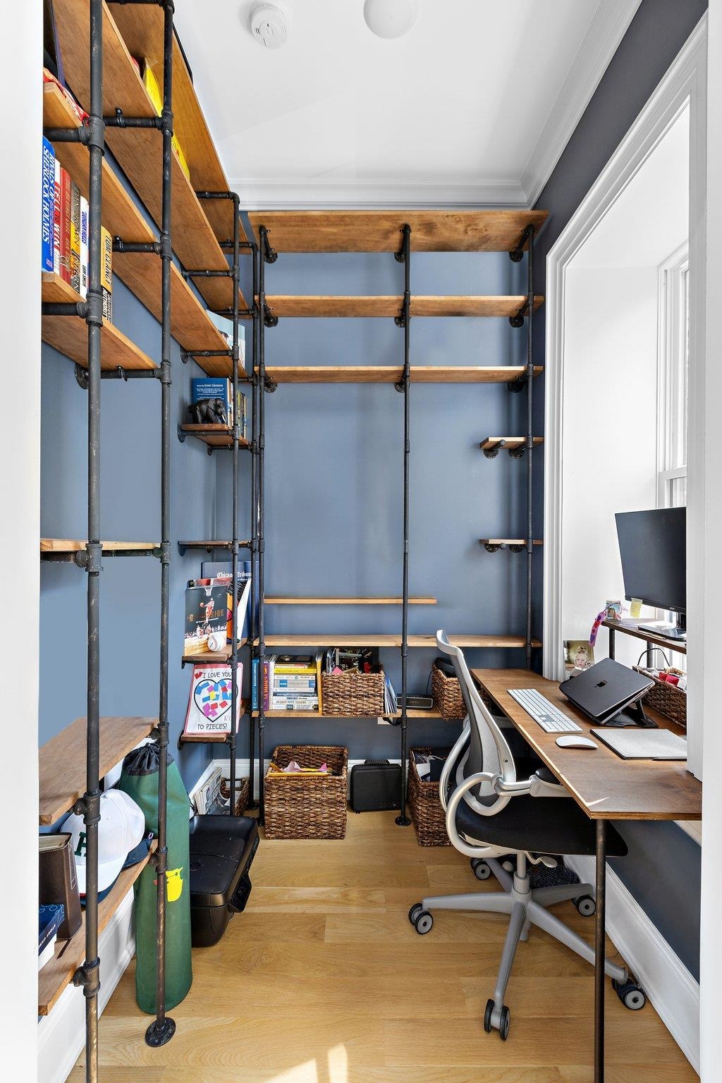 1023 WILLOW AVE Unit: A