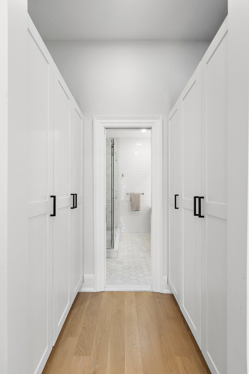 1023 WILLOW AVE Unit: A