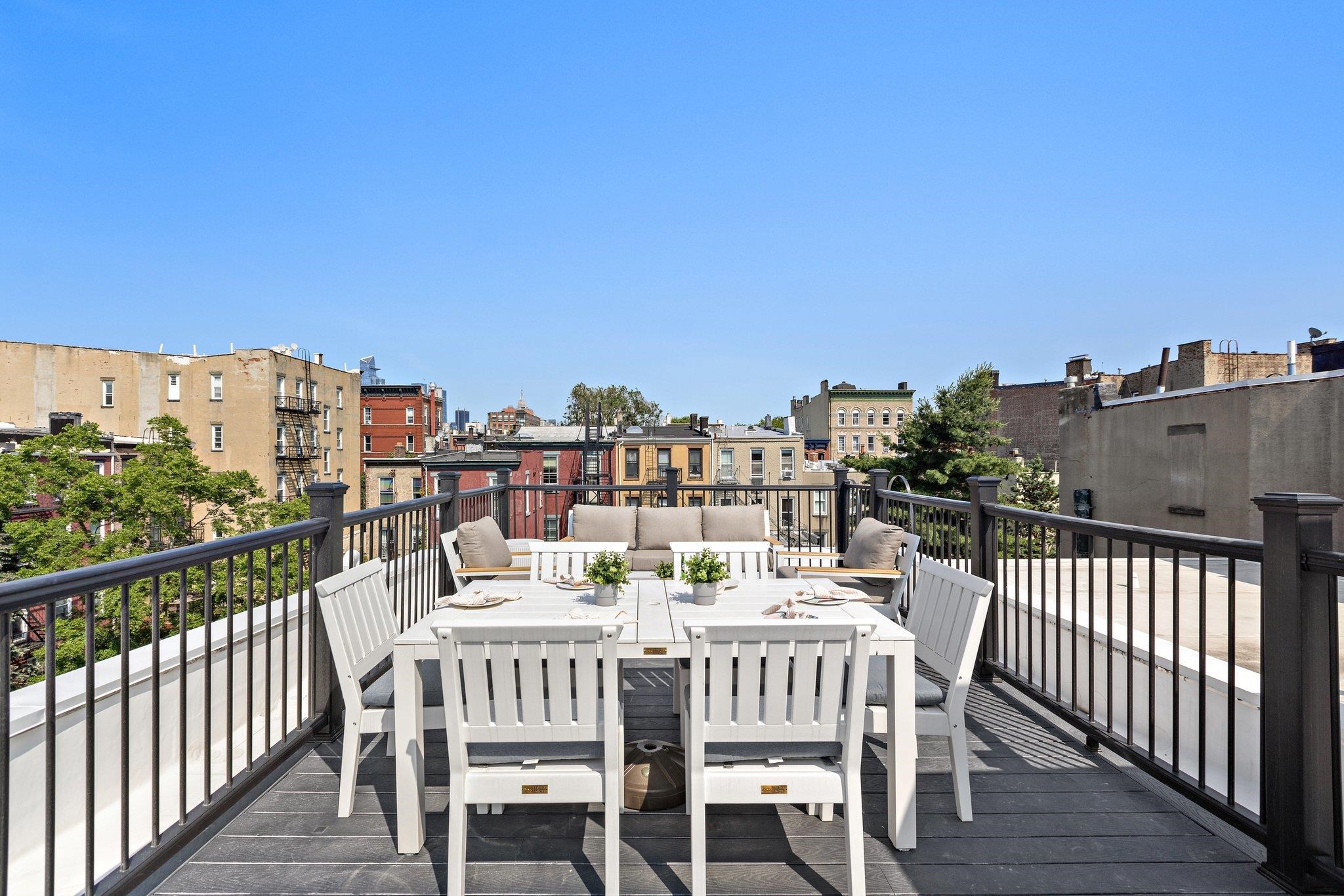 1023 WILLOW AVE Unit: A