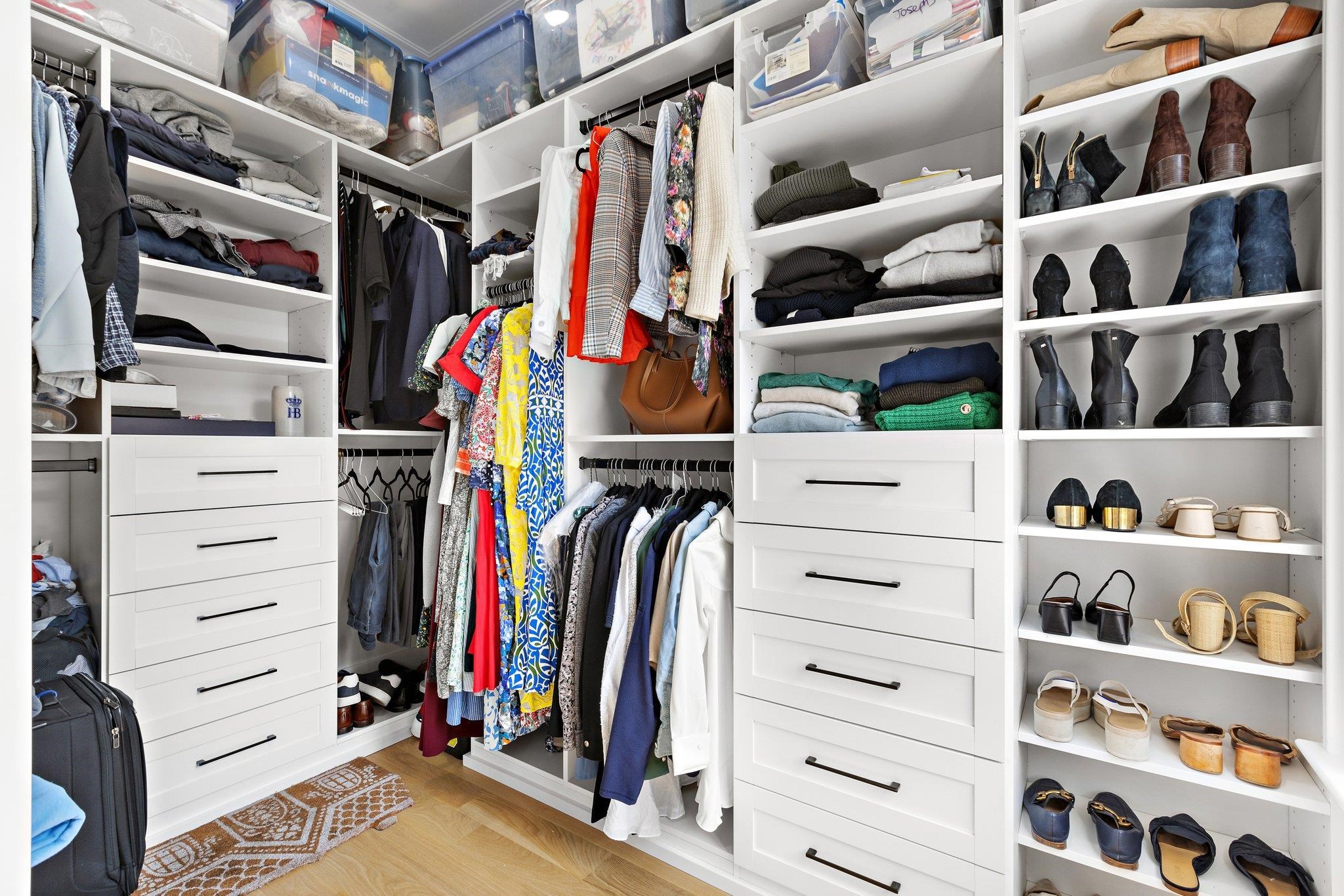 1023 WILLOW AVE Unit: A