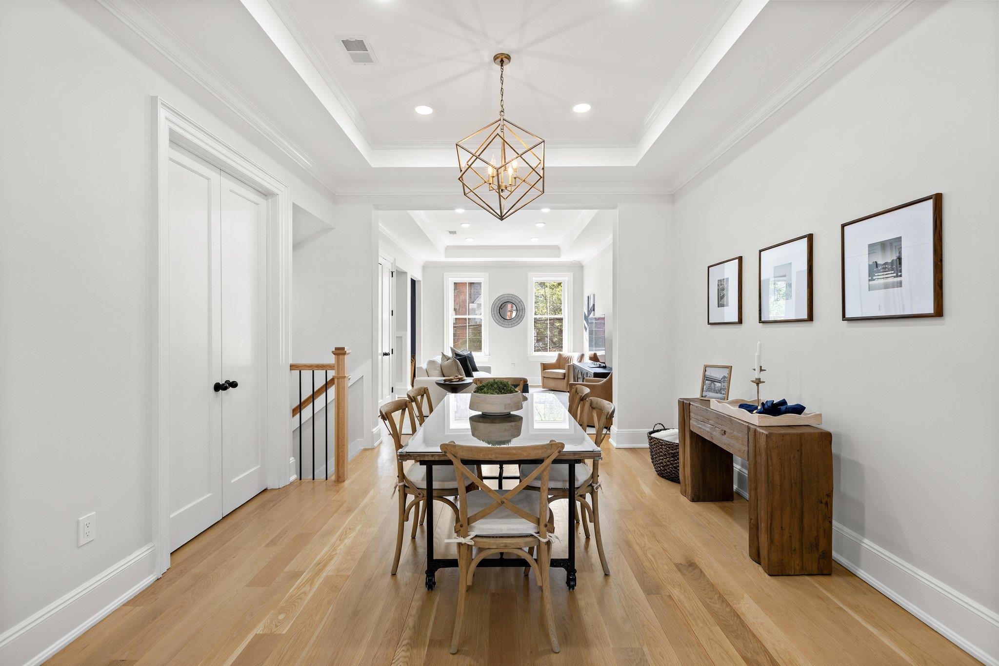 1023 WILLOW AVE Unit: A