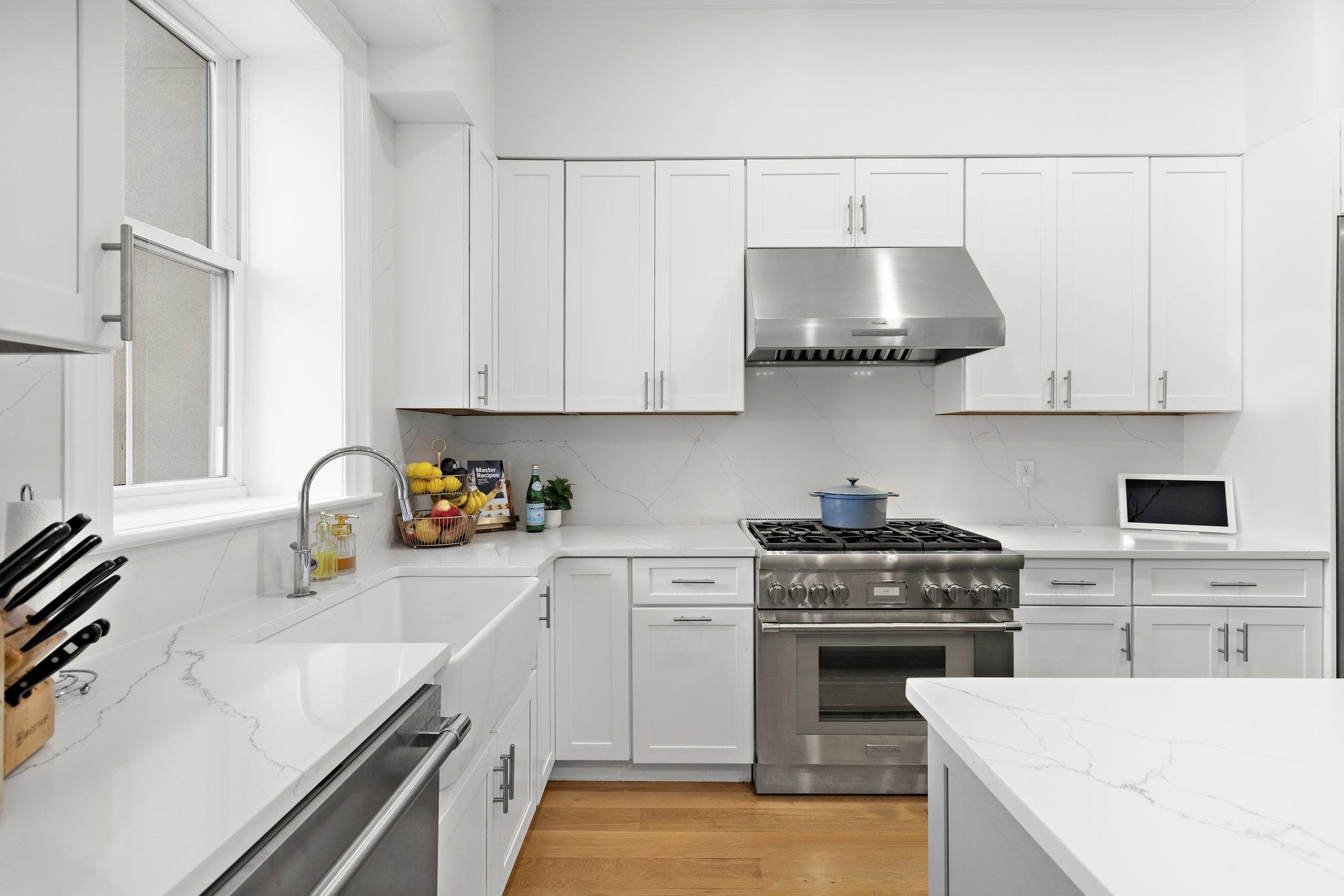 1023 WILLOW AVE Unit: A