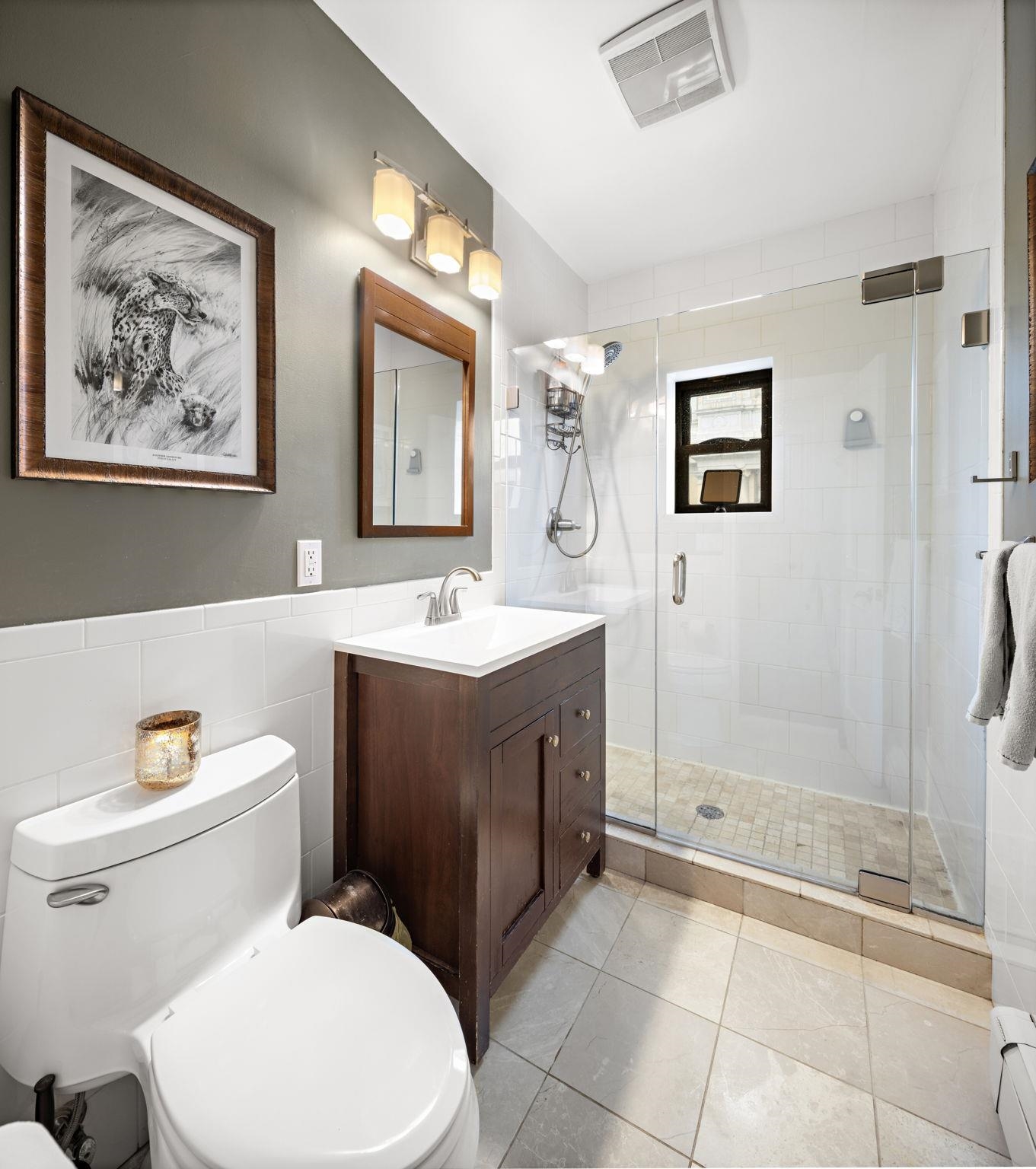 338 BLOOMFIELD ST Unit: 3