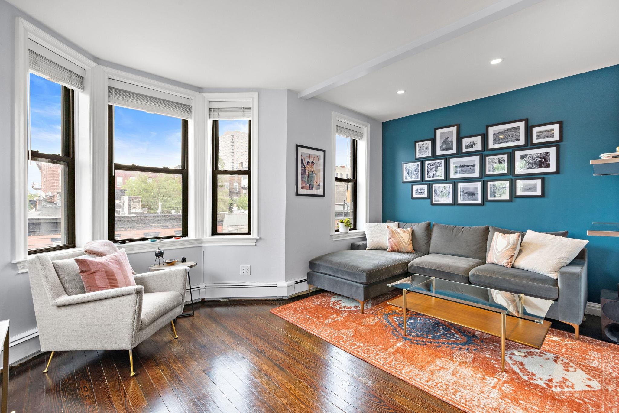 338 BLOOMFIELD ST Unit: 3