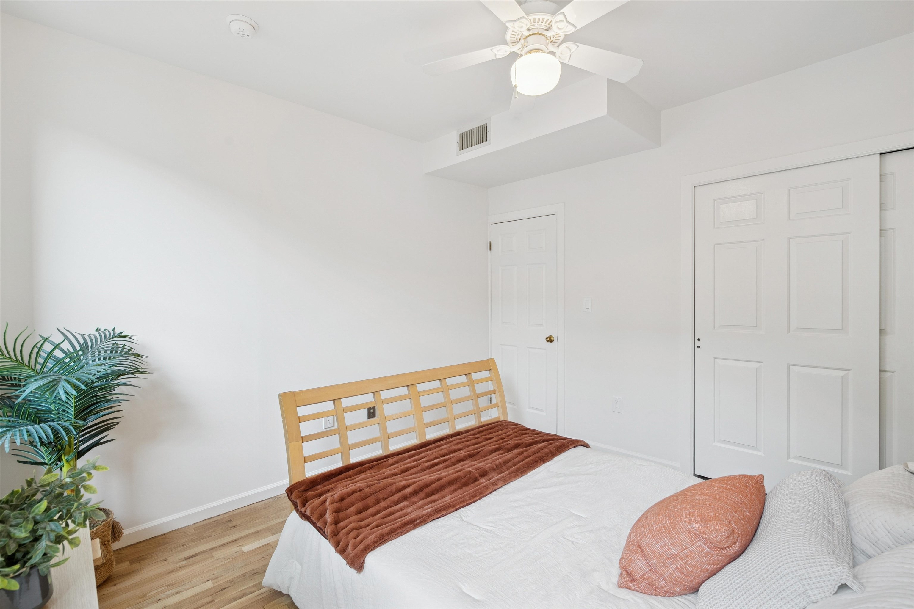 110 MORRIS ST Unit: 301