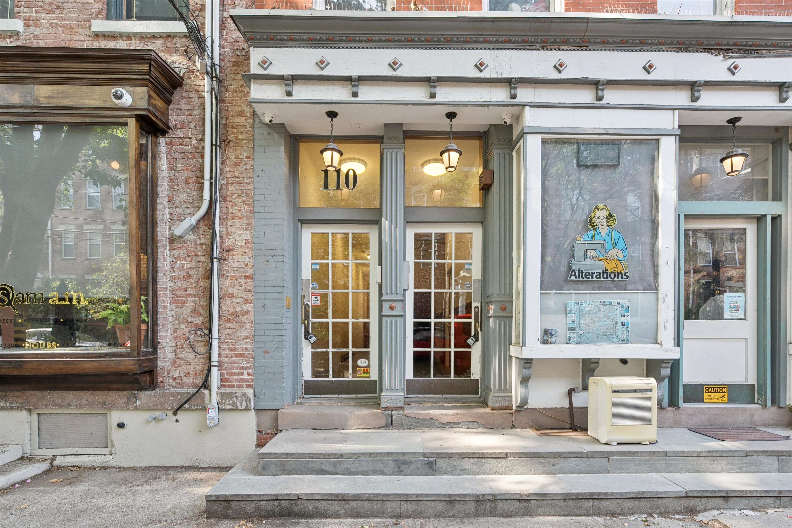 110 MORRIS ST Unit: 301