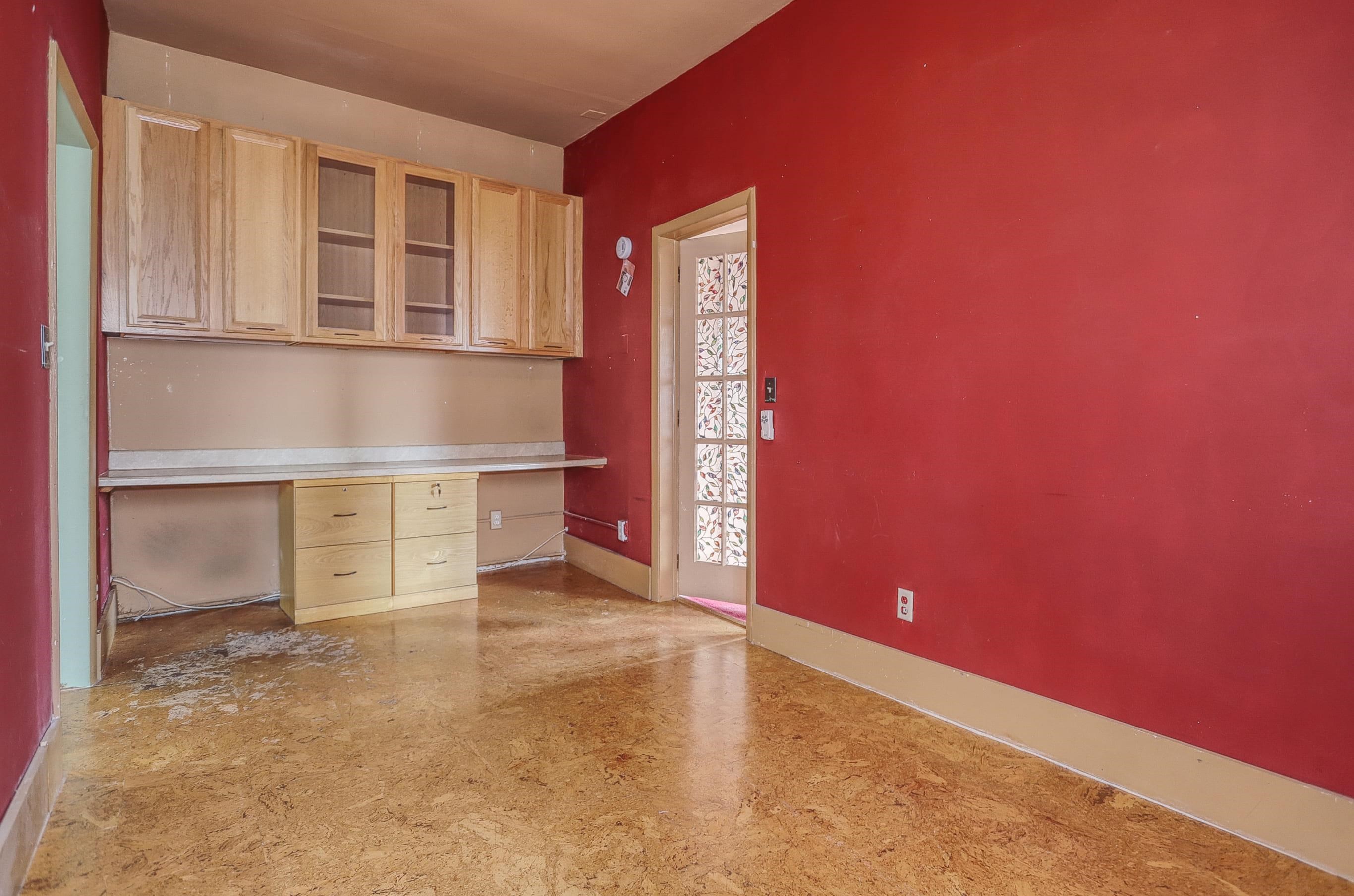 151 CHESTNUT AVE