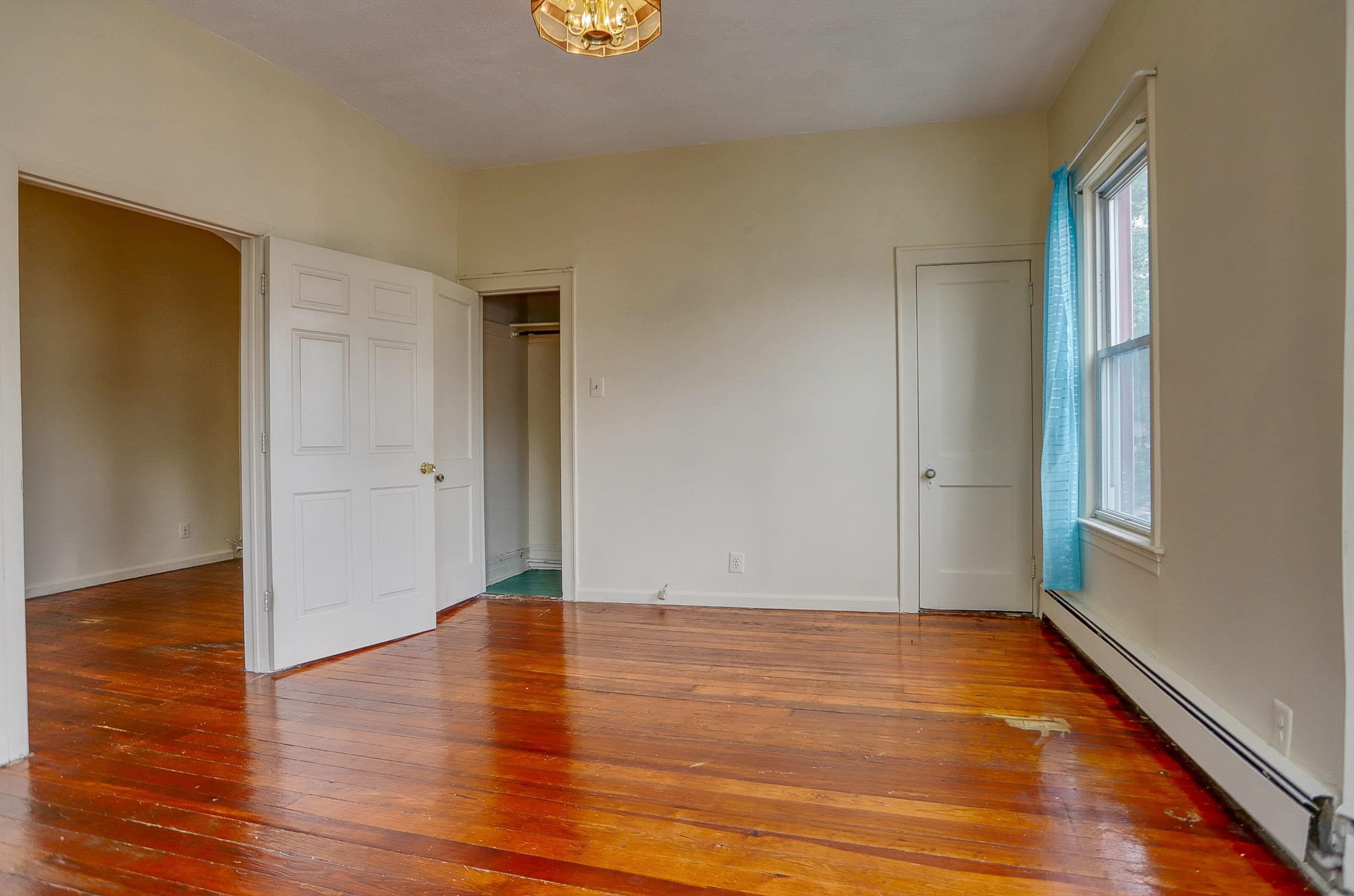 151 CHESTNUT AVE