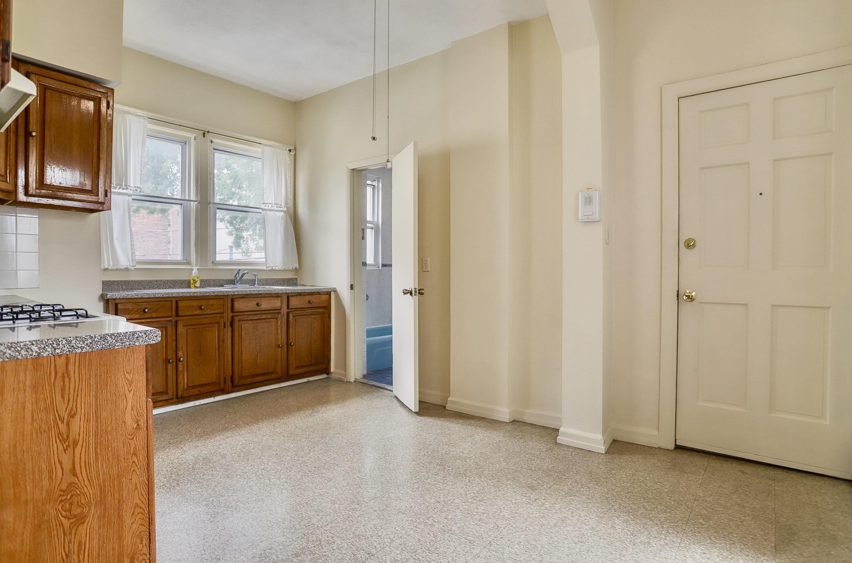 151 CHESTNUT AVE