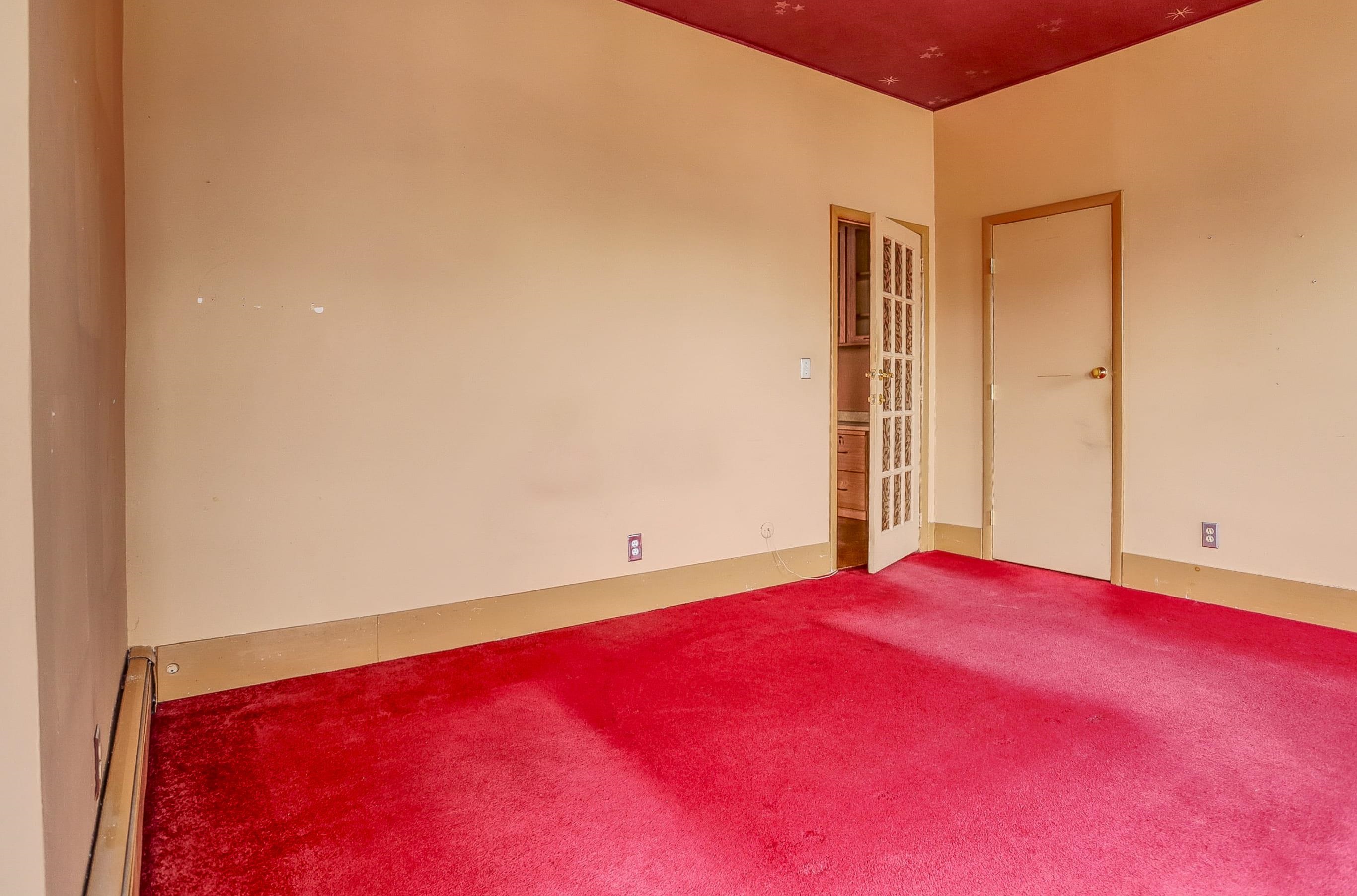 151 CHESTNUT AVE