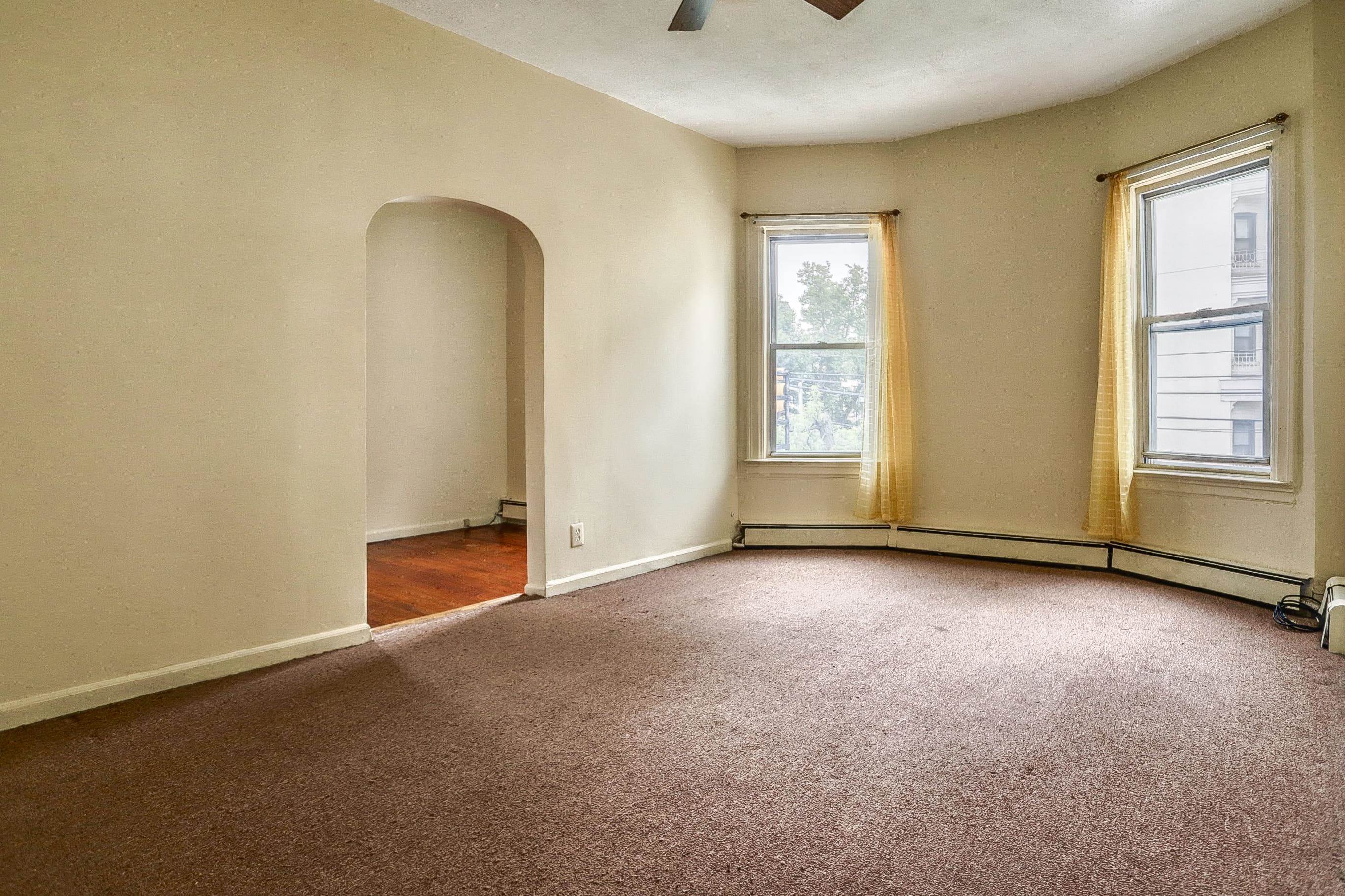 151 CHESTNUT AVE
