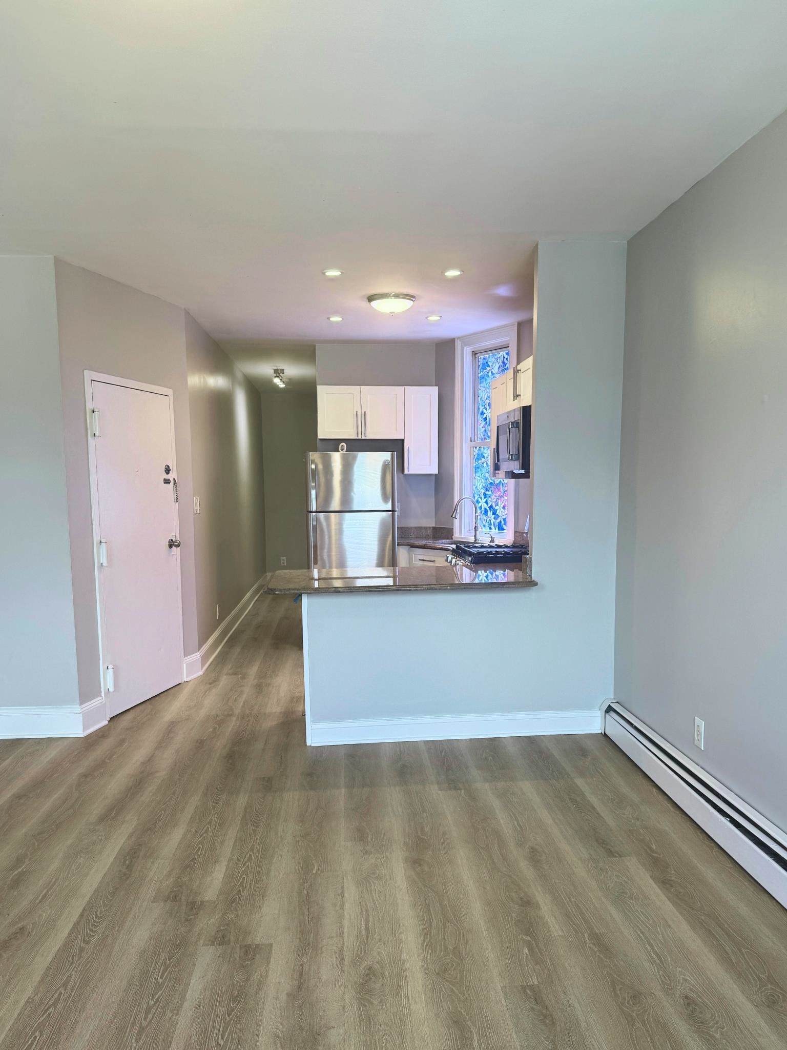 155 HOPKINS AVE Unit: 6