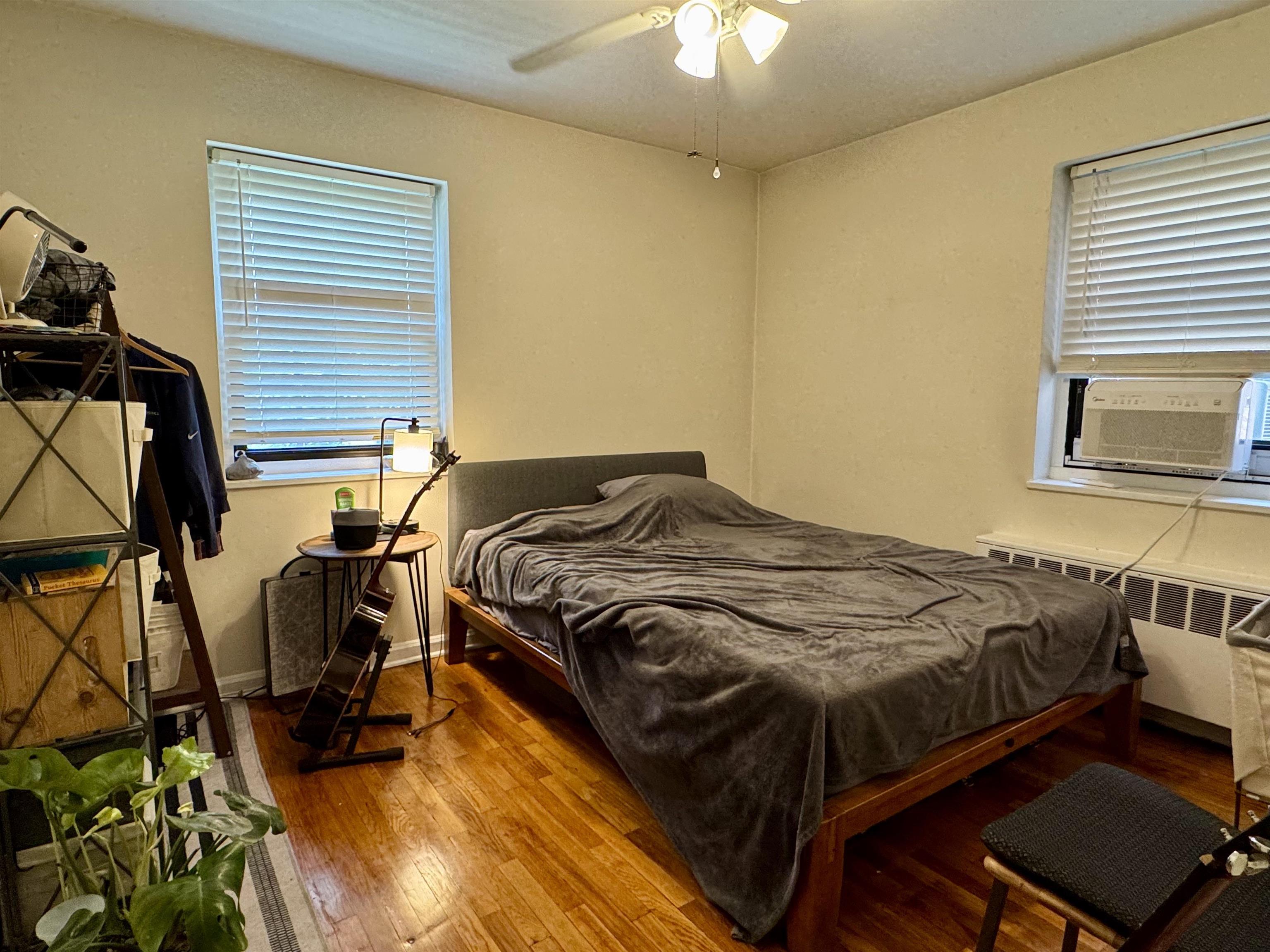 2337 HUDSON TERRACE Unit: B10
