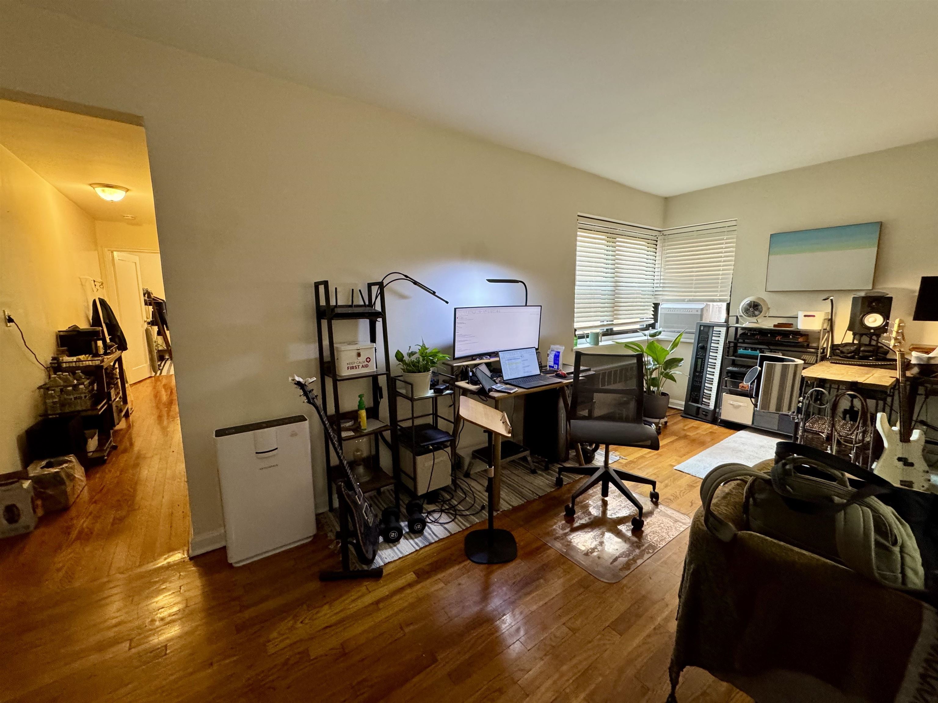 2337 HUDSON TERRACE Unit: B10