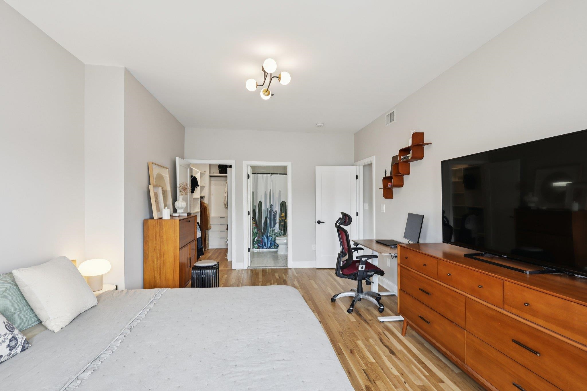 609 JEFFERSON ST Unit: 4D