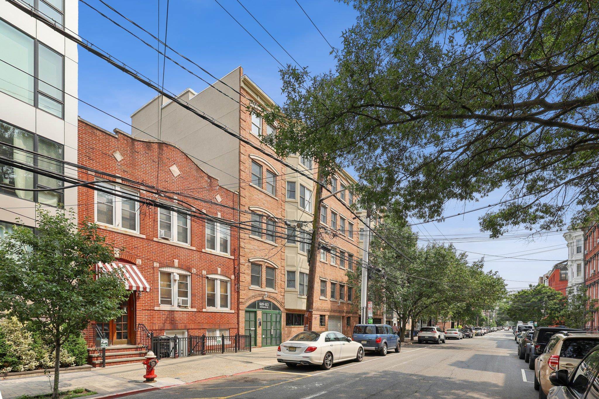 609 JEFFERSON ST Unit: 4D