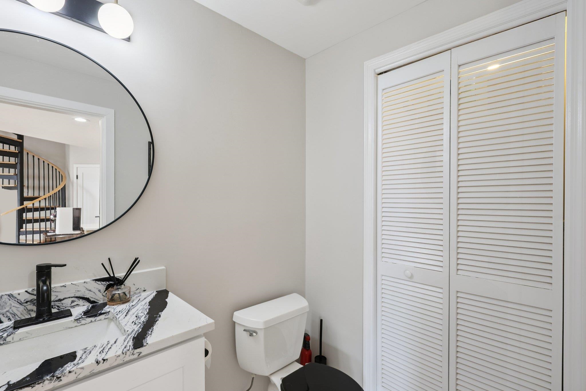 609 JEFFERSON ST Unit: 4D