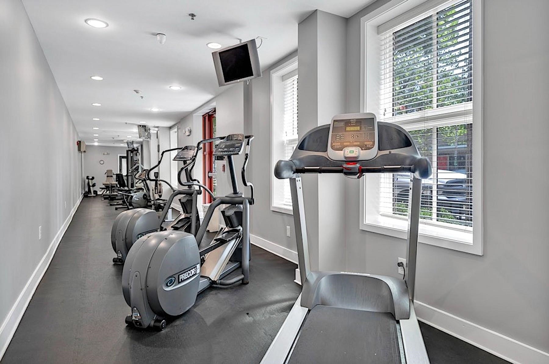 812 GRAND ST Unit: 208